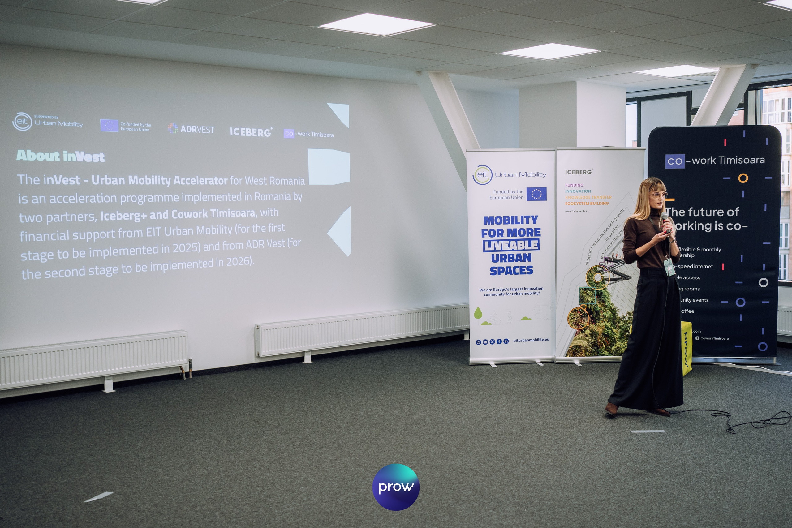InVest DemoDay @ Cowork. Cozac Cristian Photographer