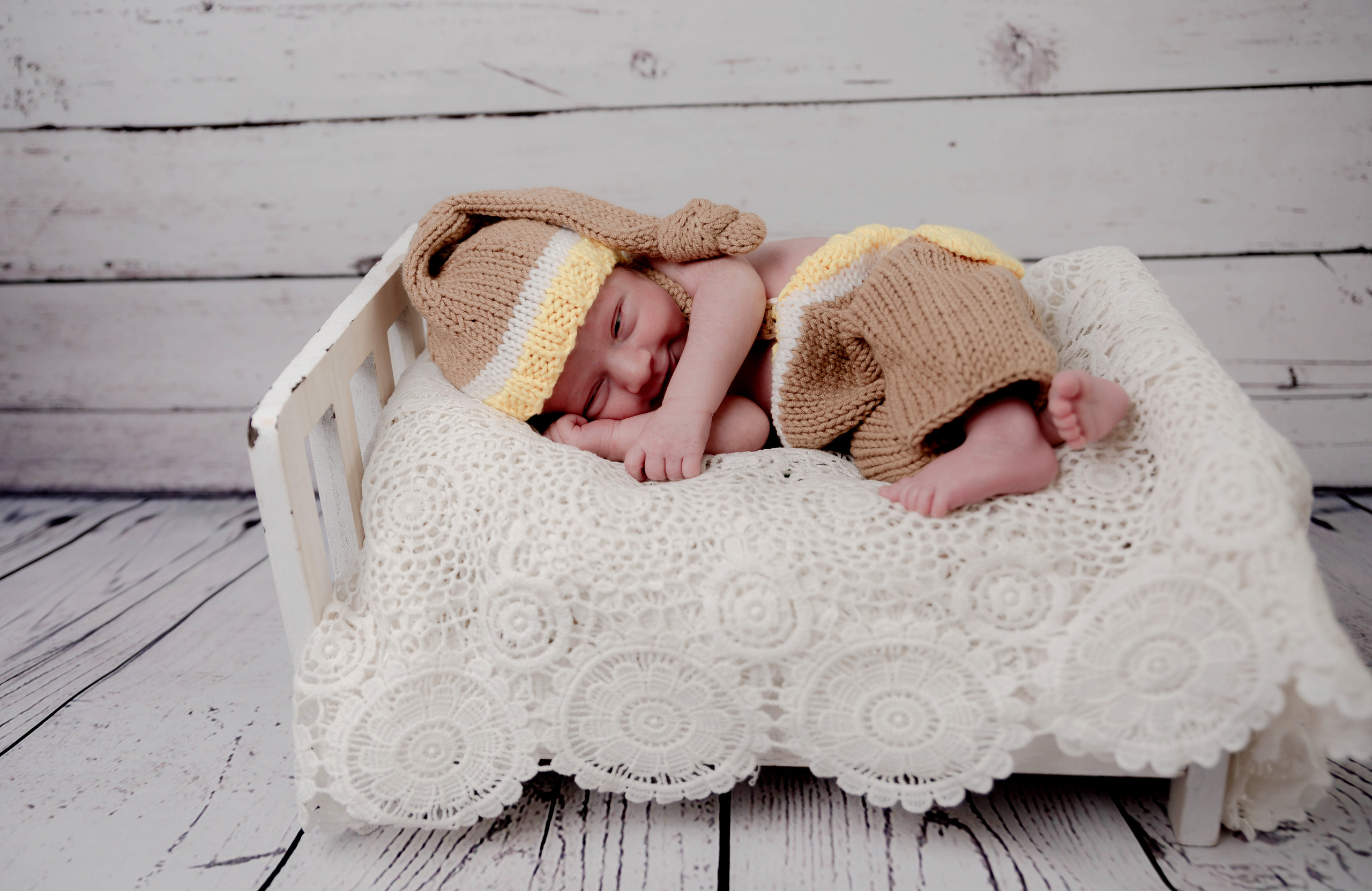 Newborn Photoshoot. Professional Photograher, Antwerpen/Belgium
