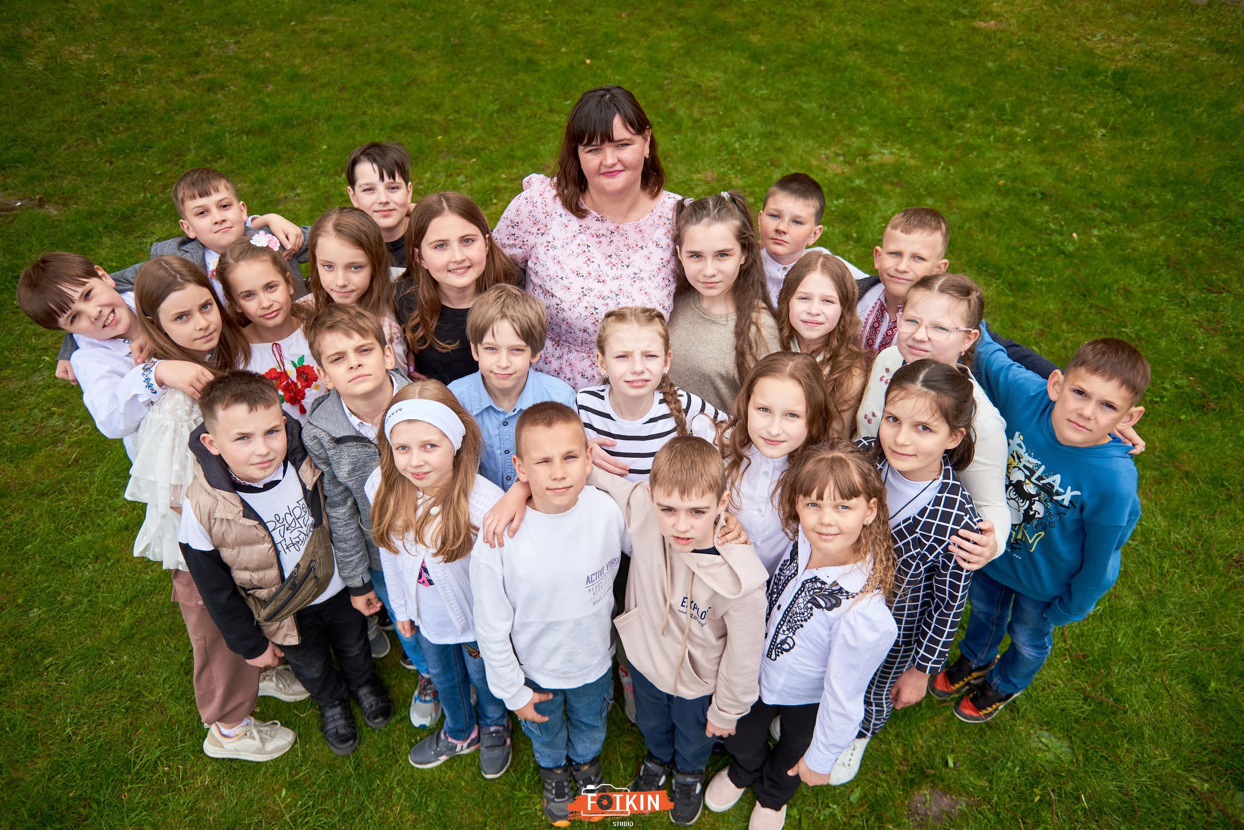 Випускні фотоальбоми для 4 класу Київ та область. Випускні альбоми фотокниги Київ та Дніпро