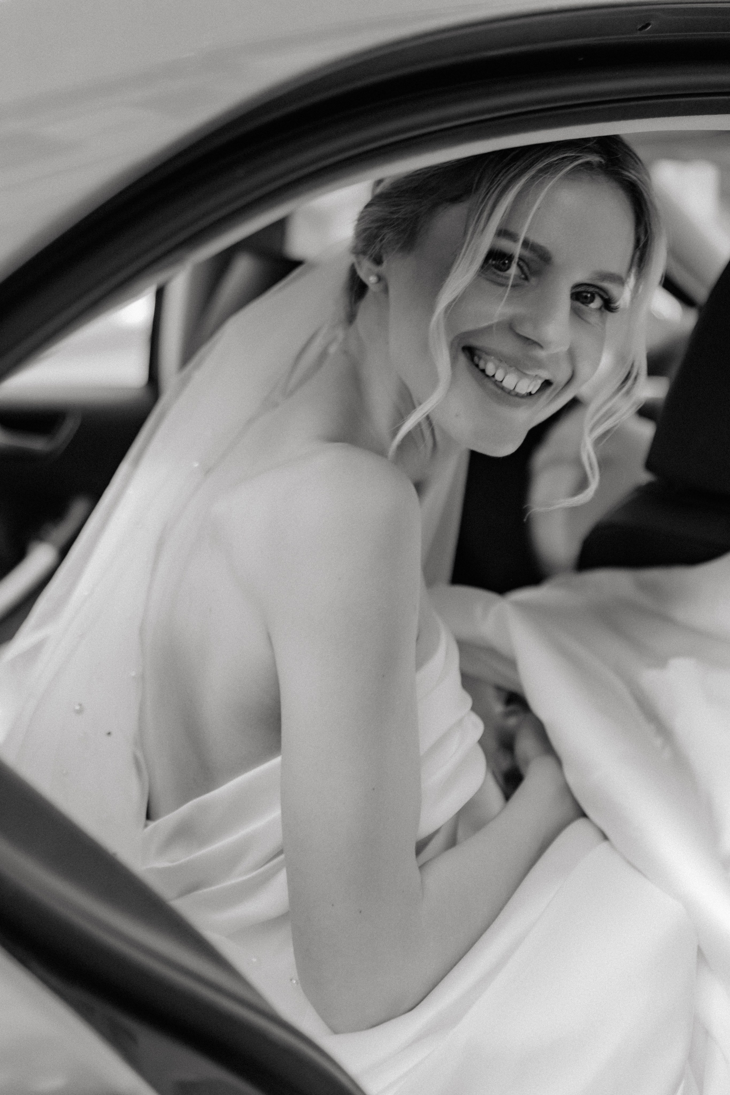 Alexandra & Koba. Photographer Anna Nazarenko