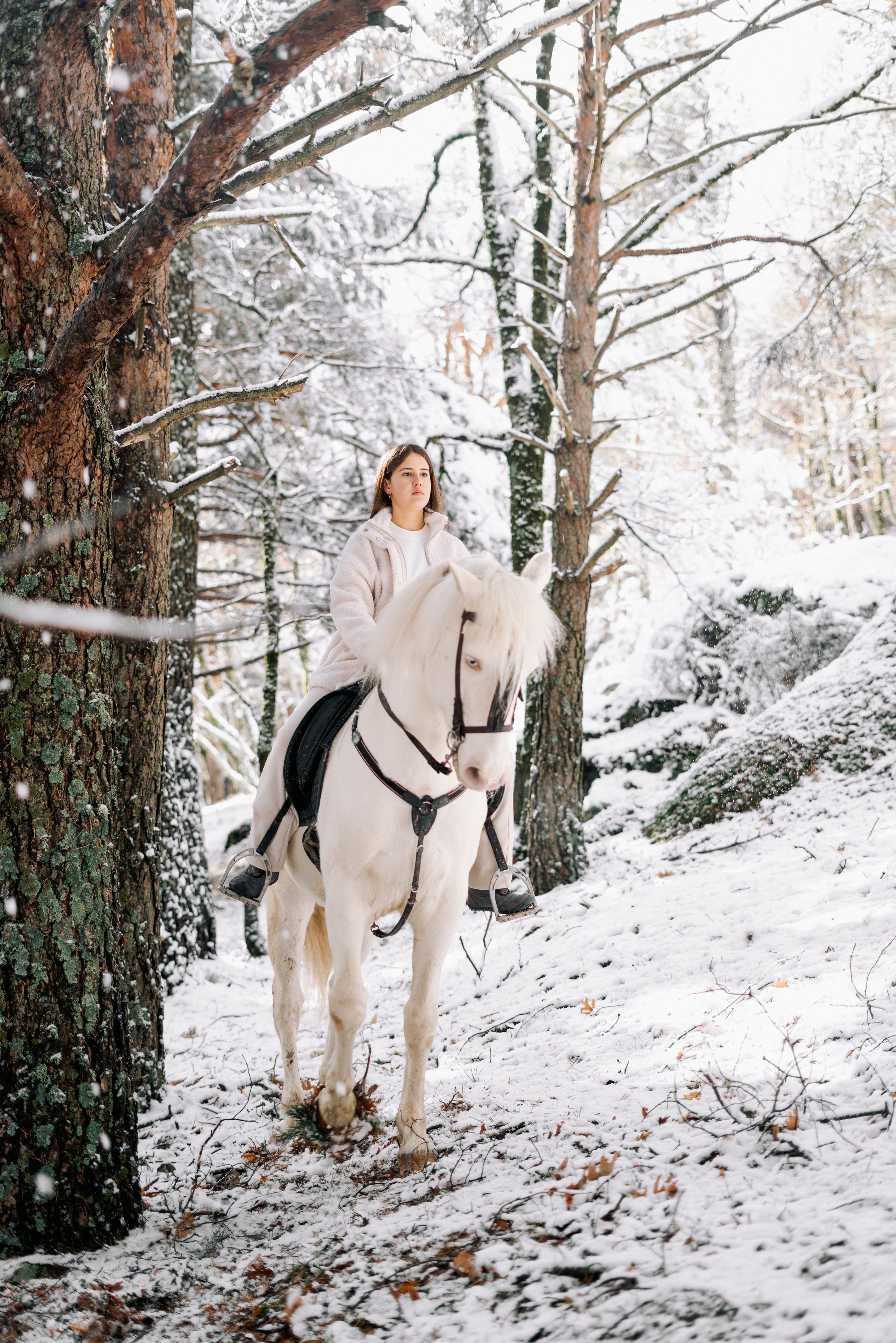 Конная фотосессия. Женские портреты в Мадриде — естественная красота и свет | Anna Maruleva