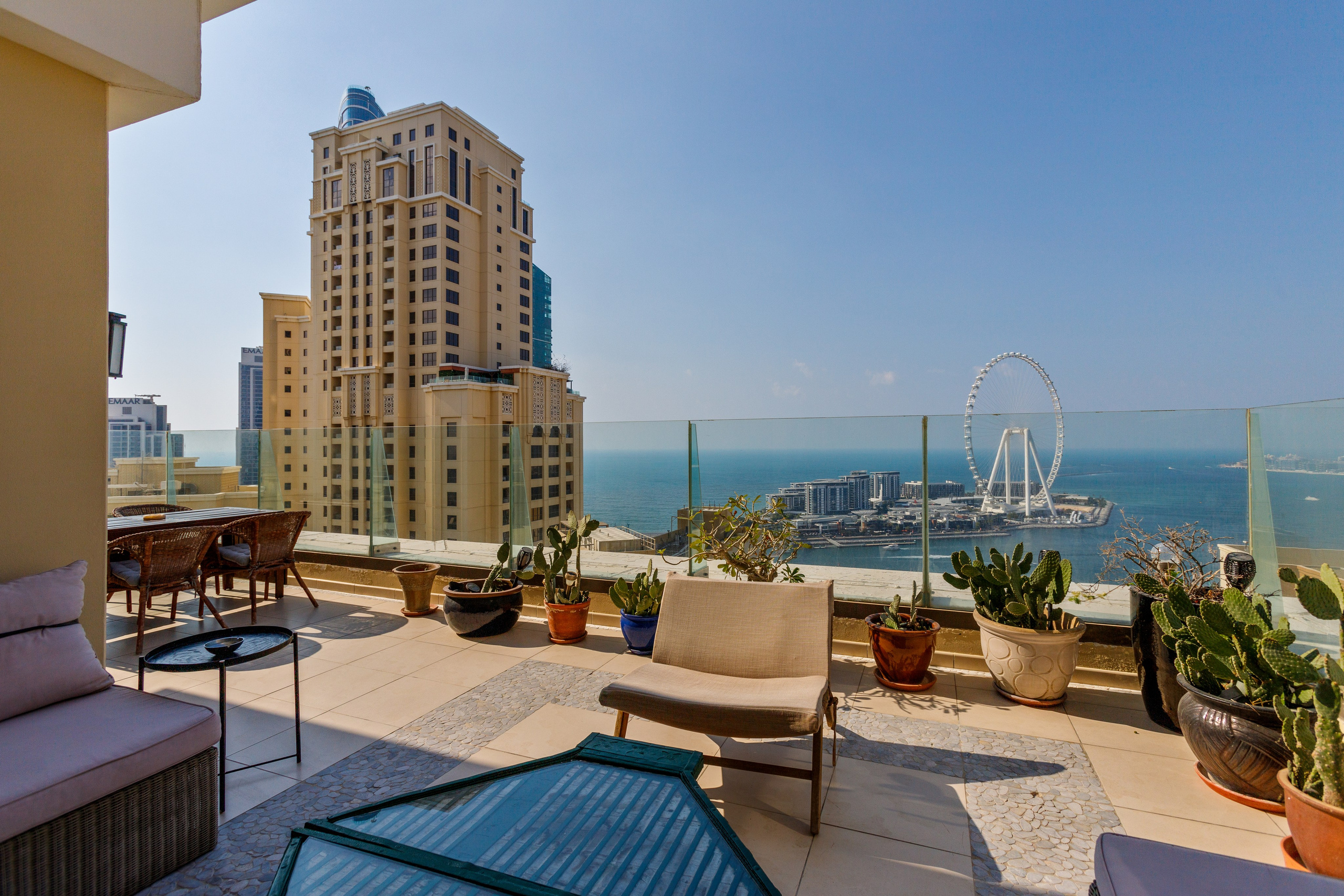 Shams, Jumeirah Beach Residence. Samy Mar Boy │Portrait, Automotive and Real Estate Photographer