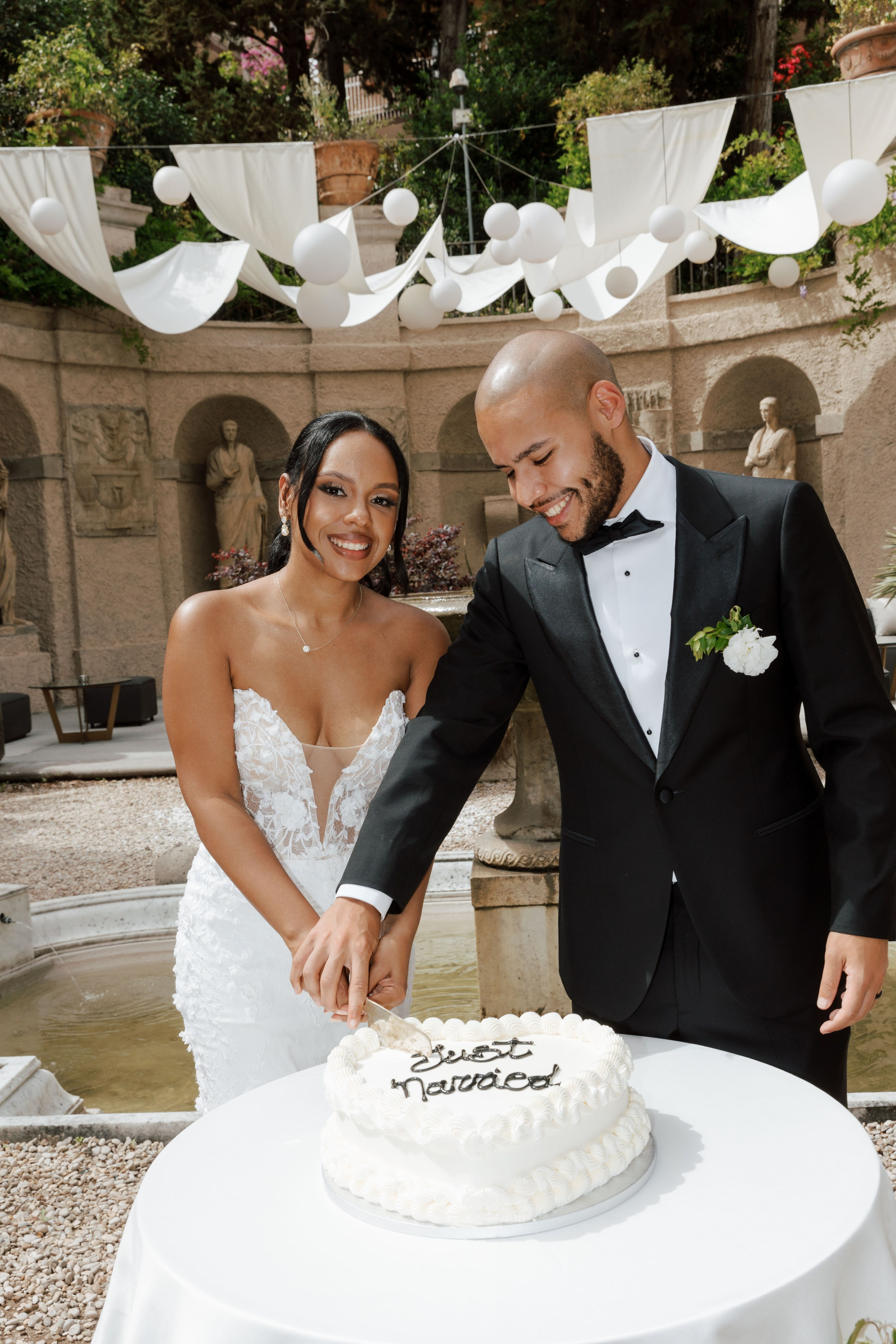 Bridal makeup & hairstyle services by Kate Lisi. Makeup artist and hairstylist in Rome Italy | Kate Lisi