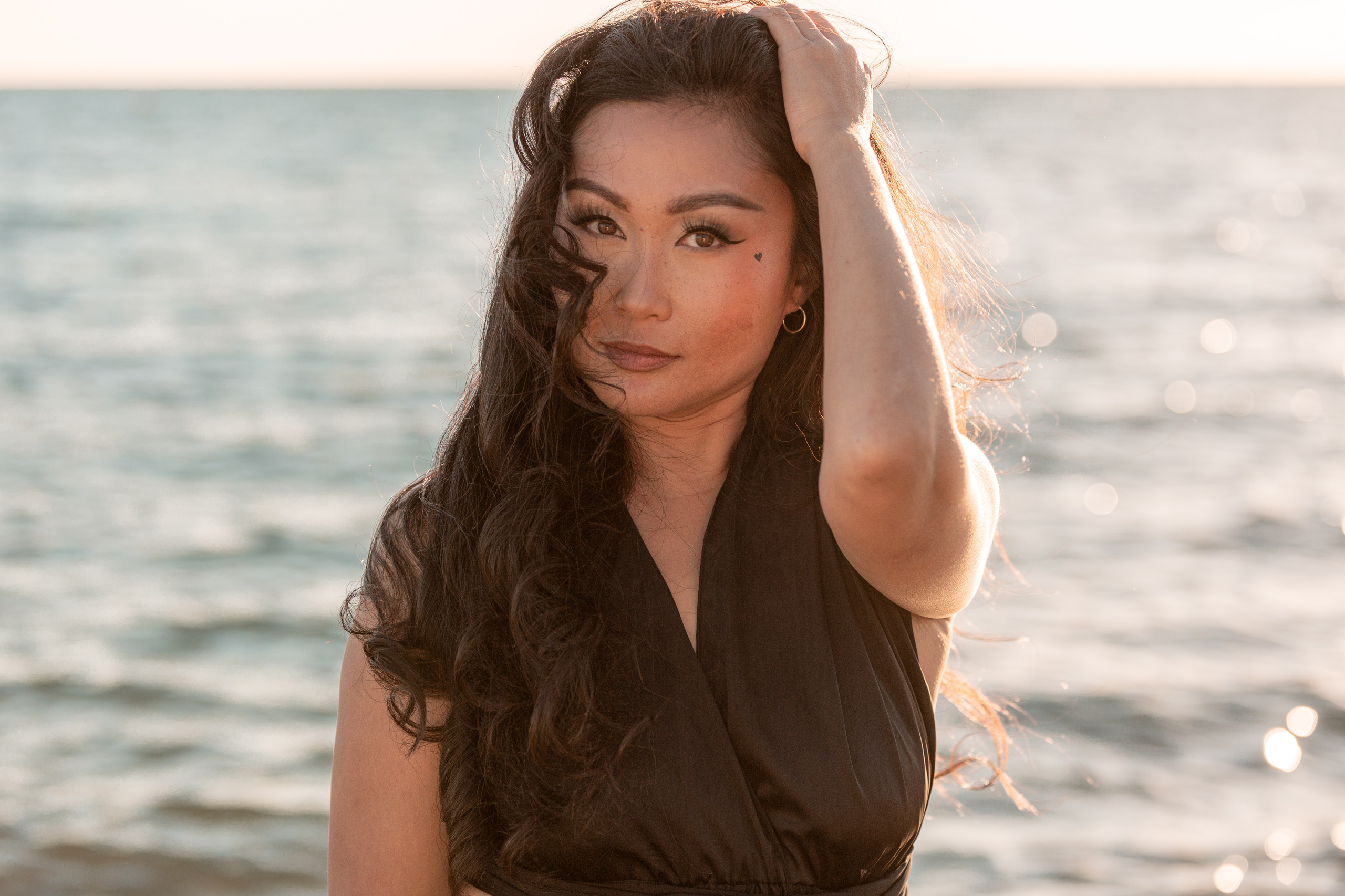 Creative photoshoot by the water in Windsor, capturing a bold and unique portrait that reflects your personality.