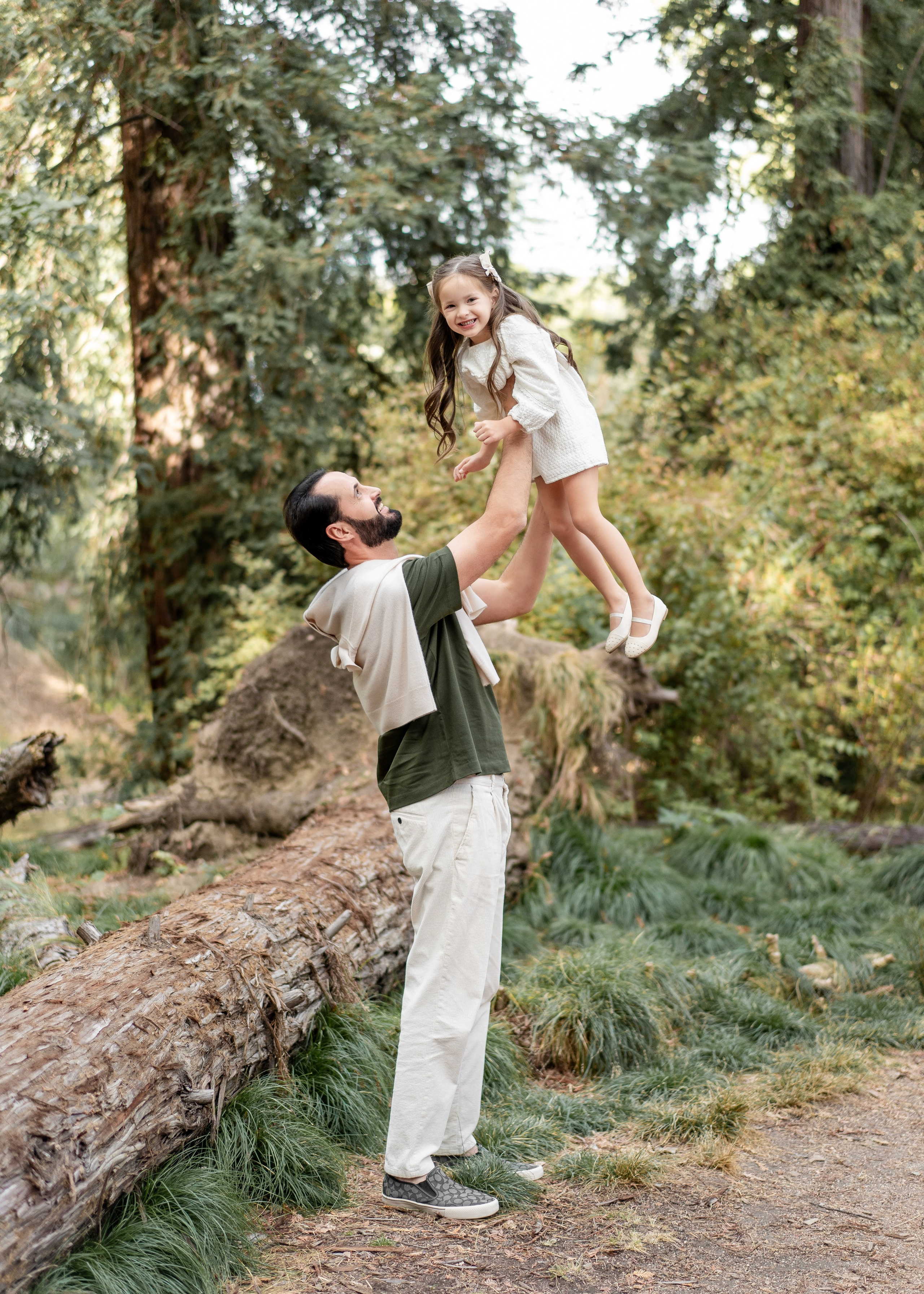 Mikhailov family. Family photographer in Sacramento | Sofia Pavenko