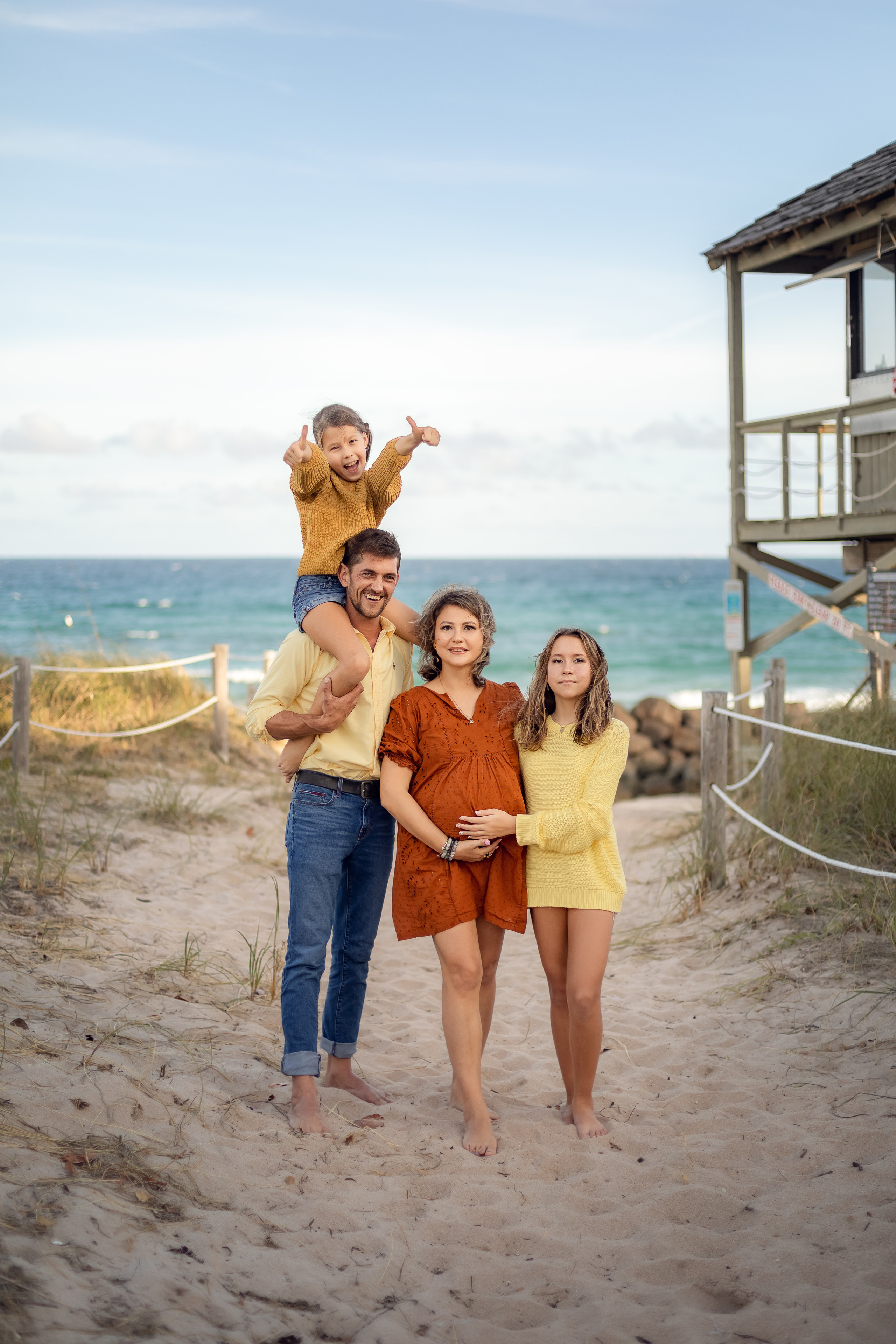Family. Lana Krichev family photographer in South Florida
