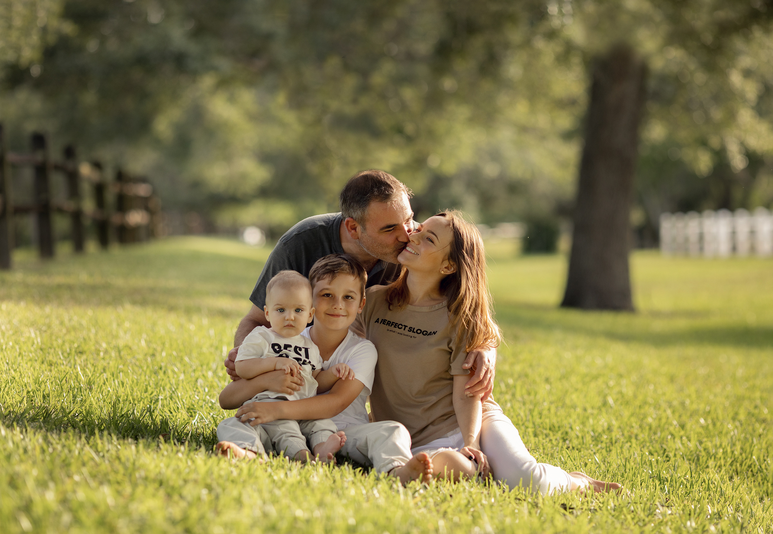 Family. Lana Krichev family photographer in South Florida