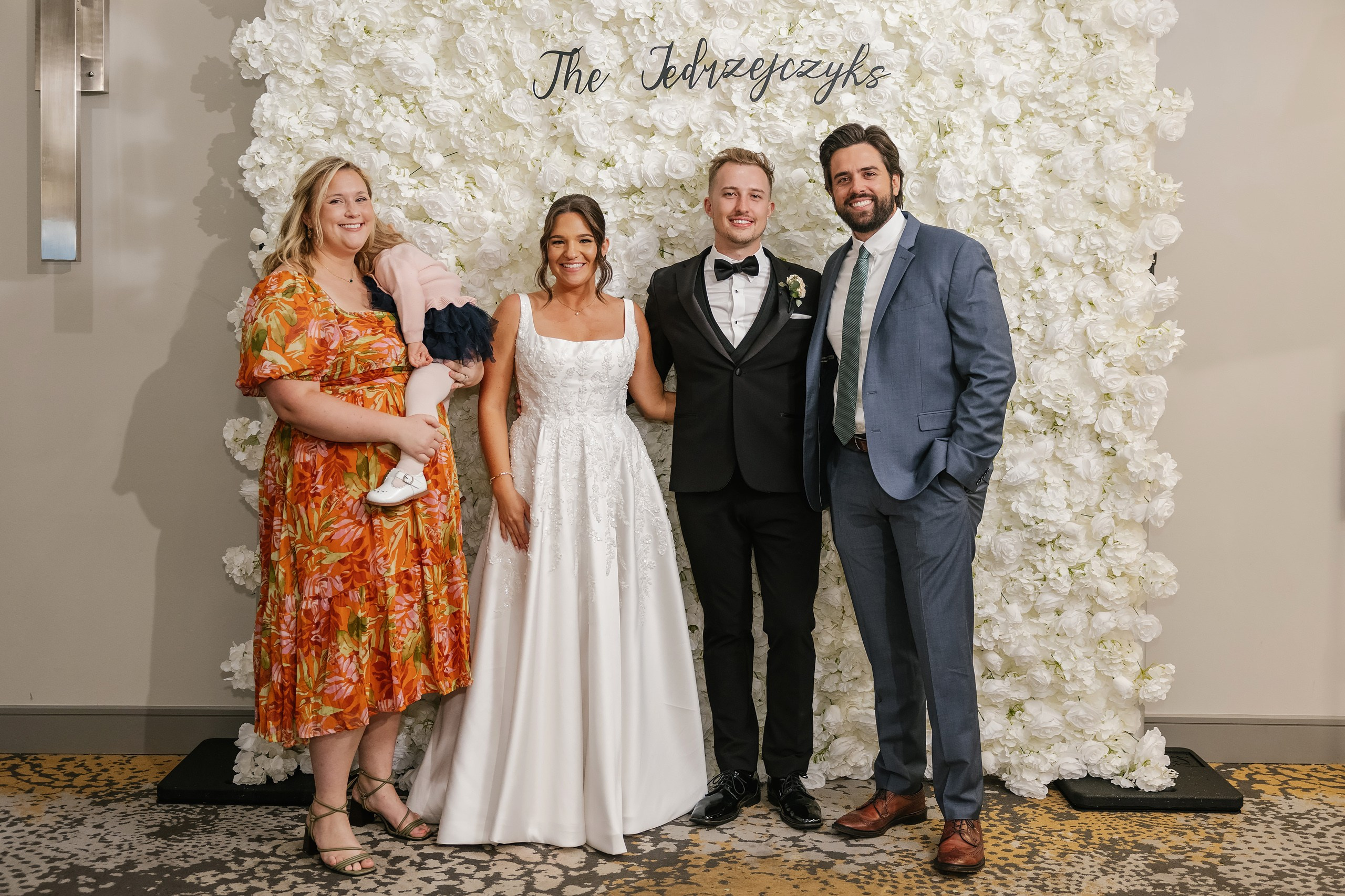 09.06.2025 Wedding. Wedding family event photographer in Chicago Nick Yushevich