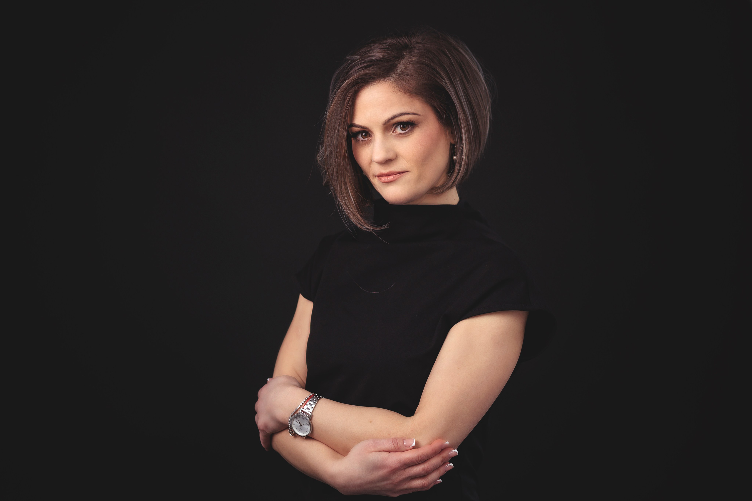 Portrete Constanta - O clipa de sinceritate in faţa camerei. Elena Mascan – Fotograf newborn, maternitate, portret, smash the cake & branding personal | La Femme Studio Photograpy|Constanţa