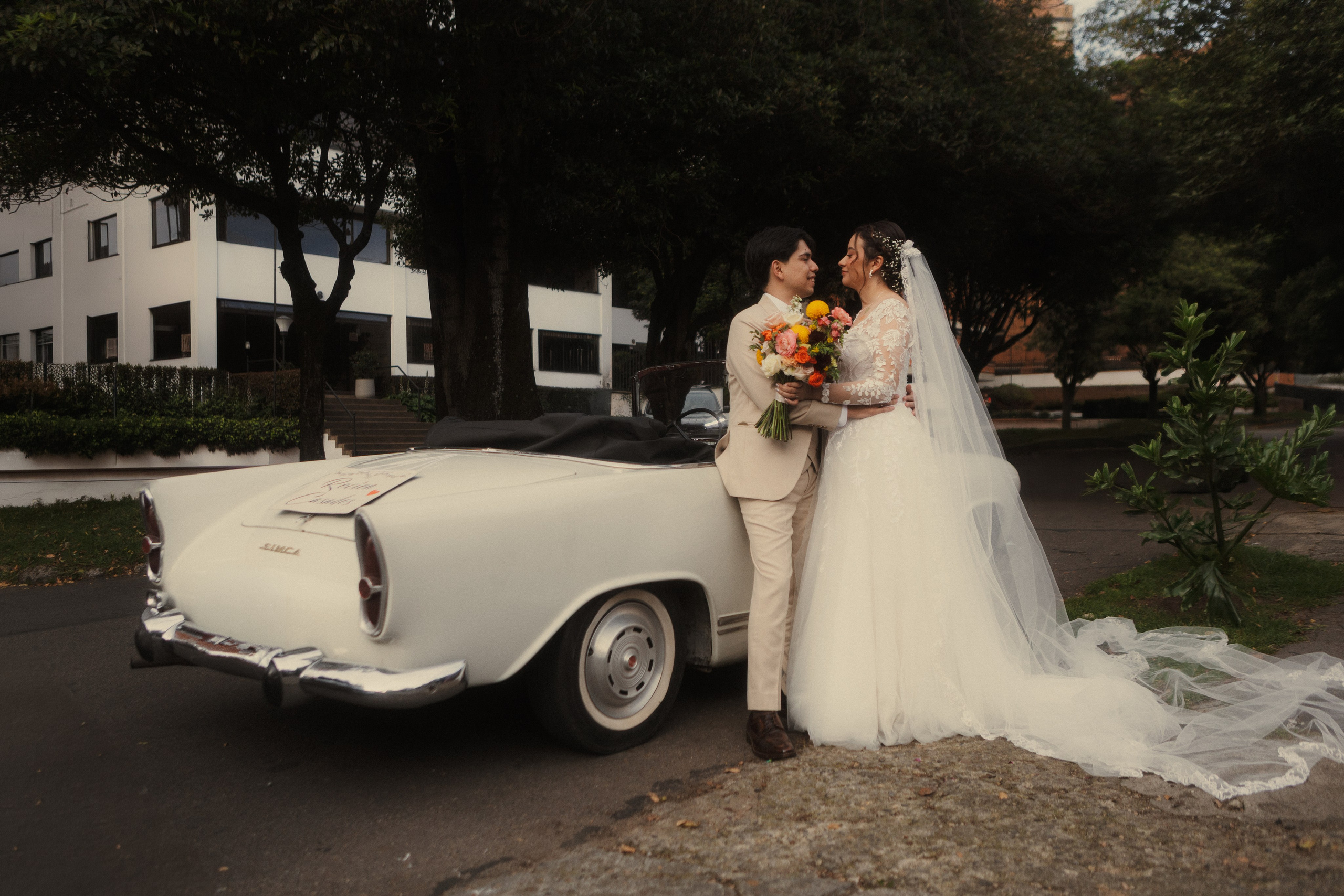 JULIAN & ISABELLA. FOCALMAGIC