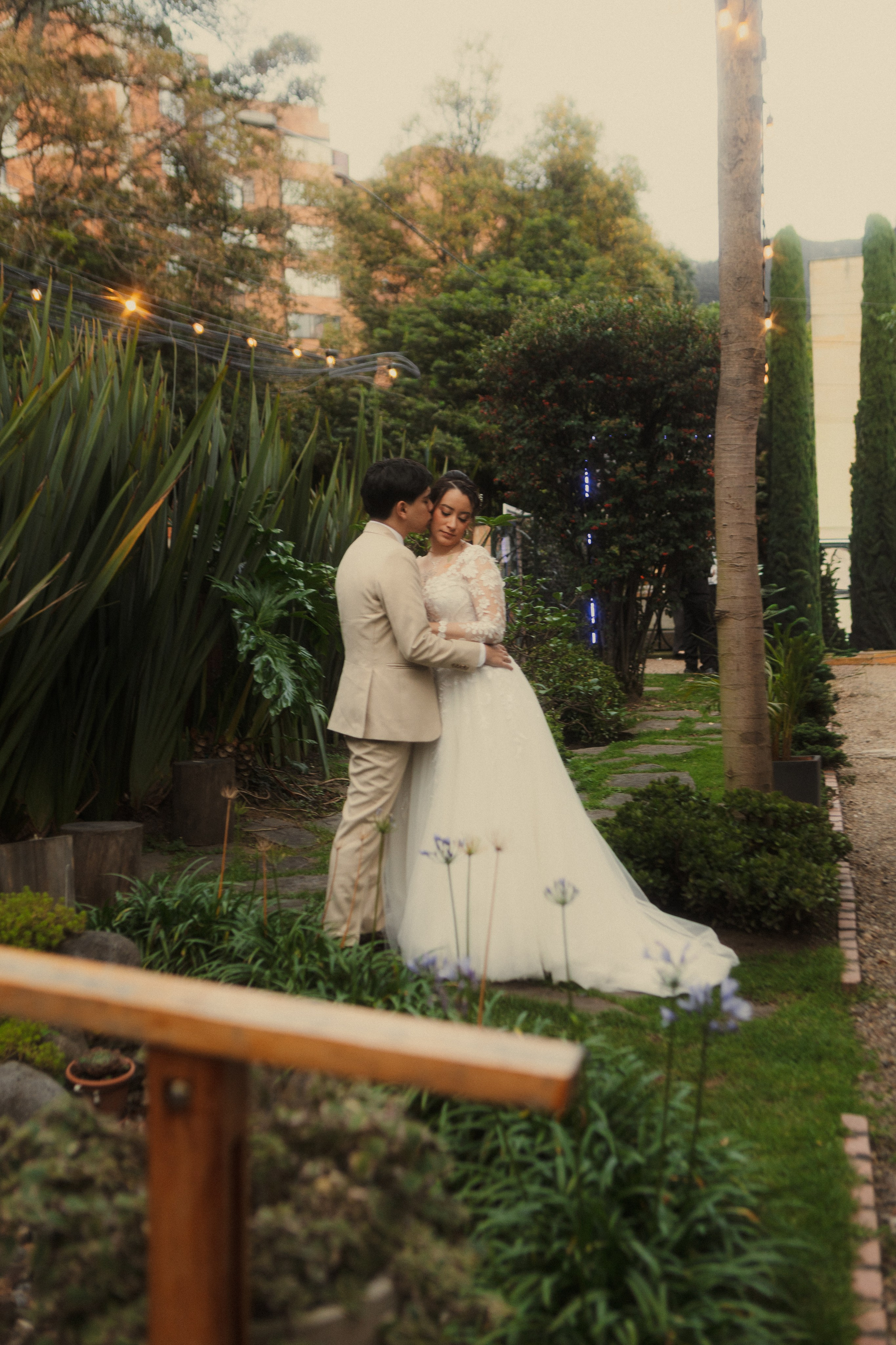 JULIAN & ISABELLA. FOCALMAGIC