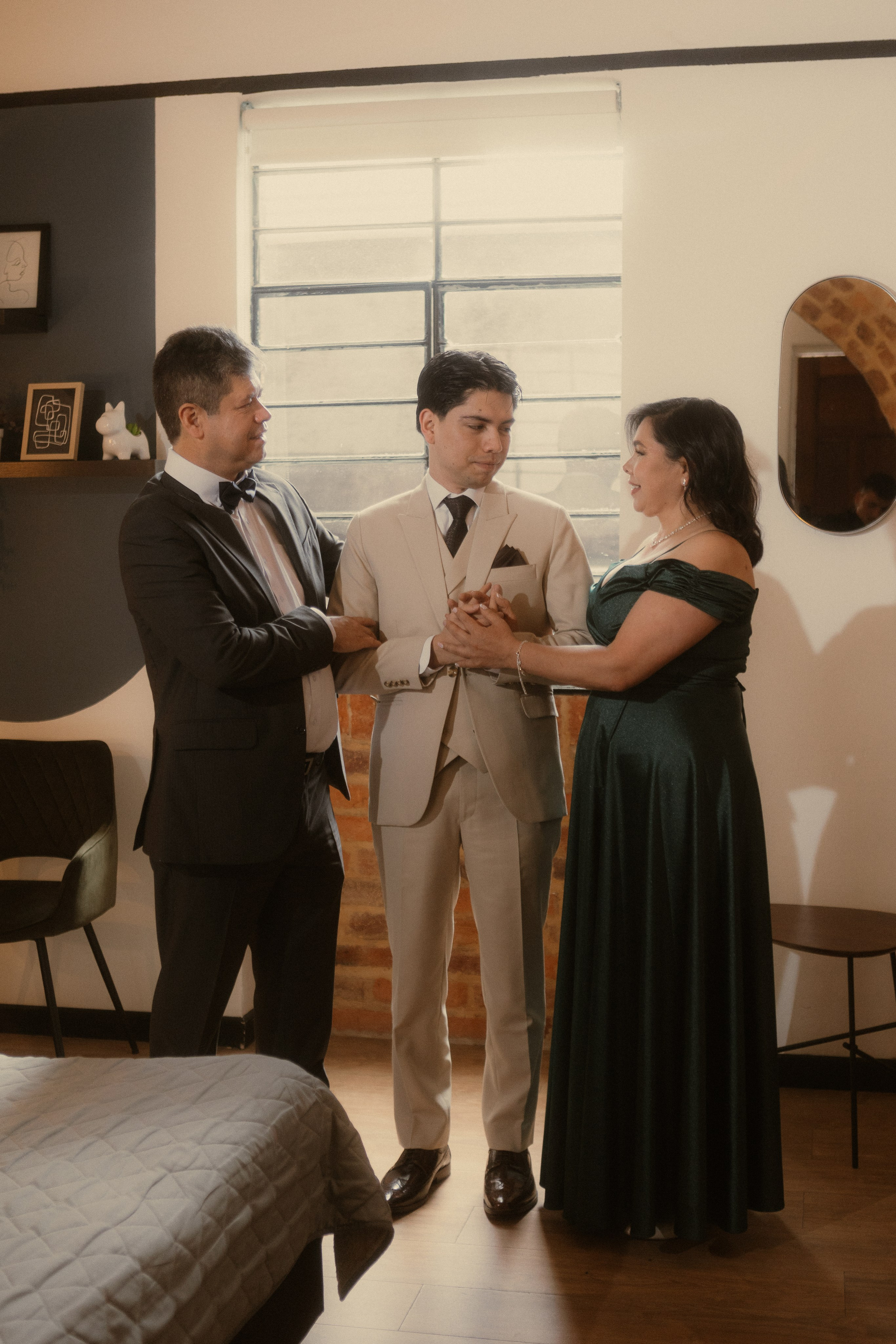 JULIAN & ISABELLA. FOCALMAGIC
