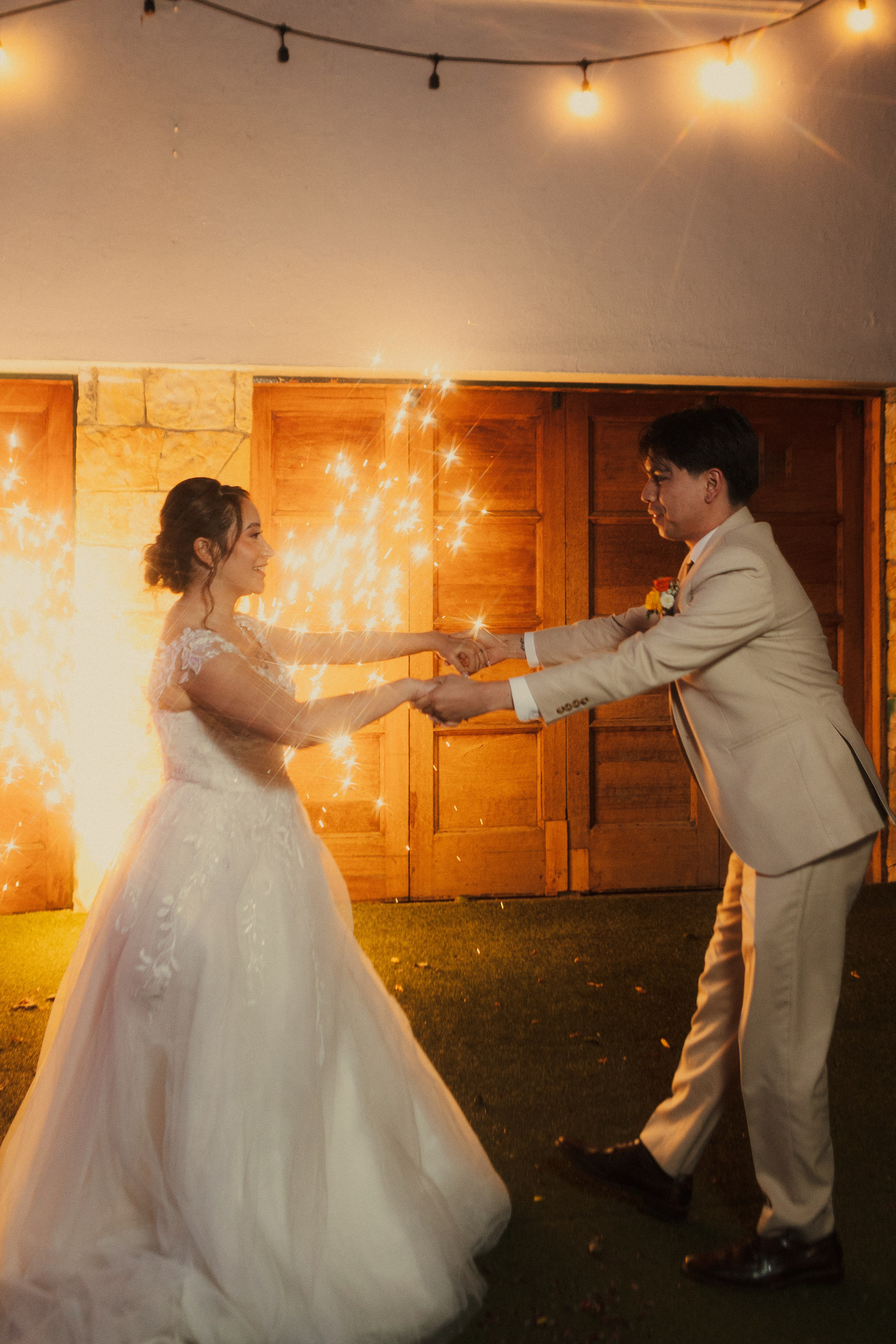 JULIAN & ISABELLA. FOCALMAGIC