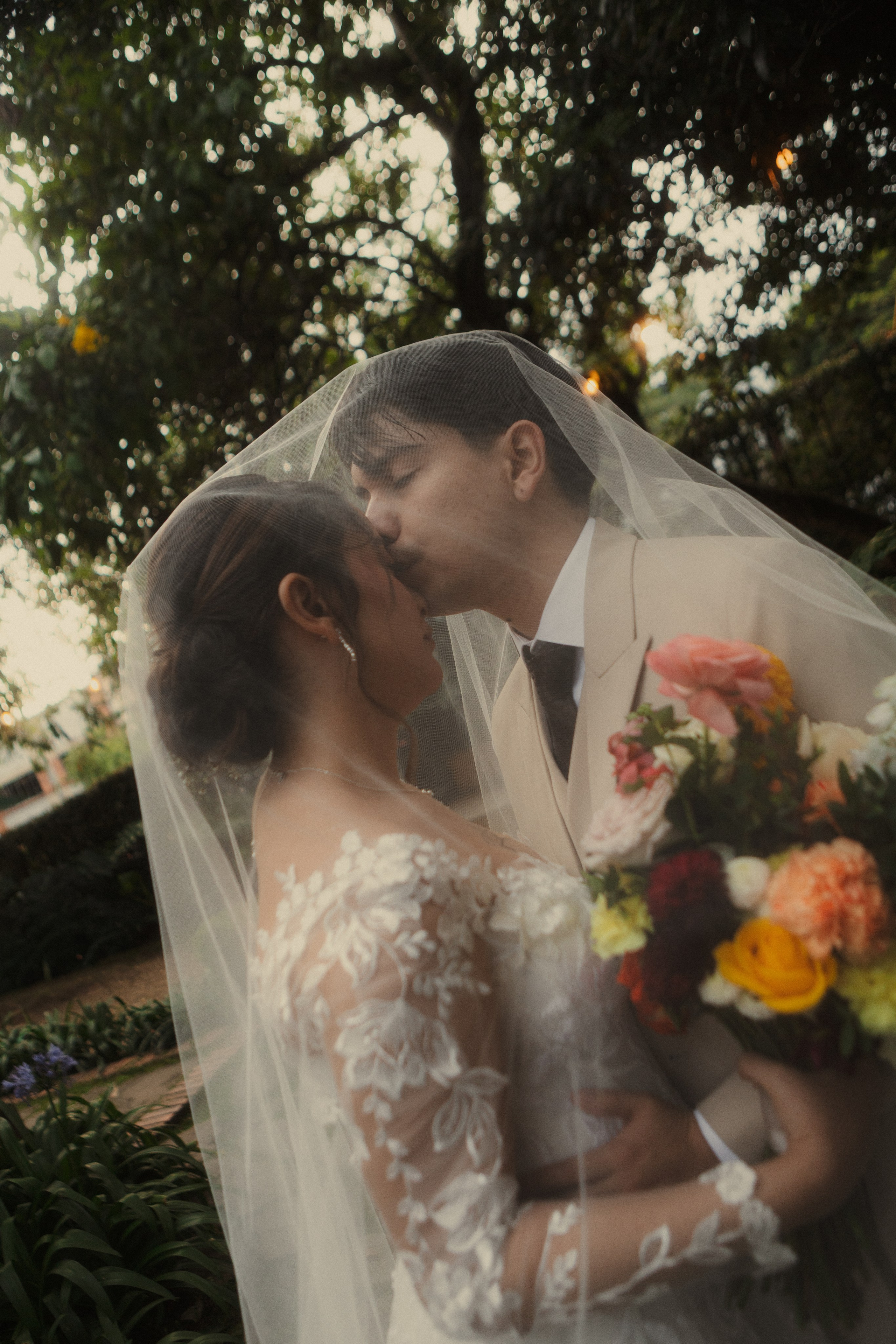 JULIAN & ISABELLA. FOCALMAGIC