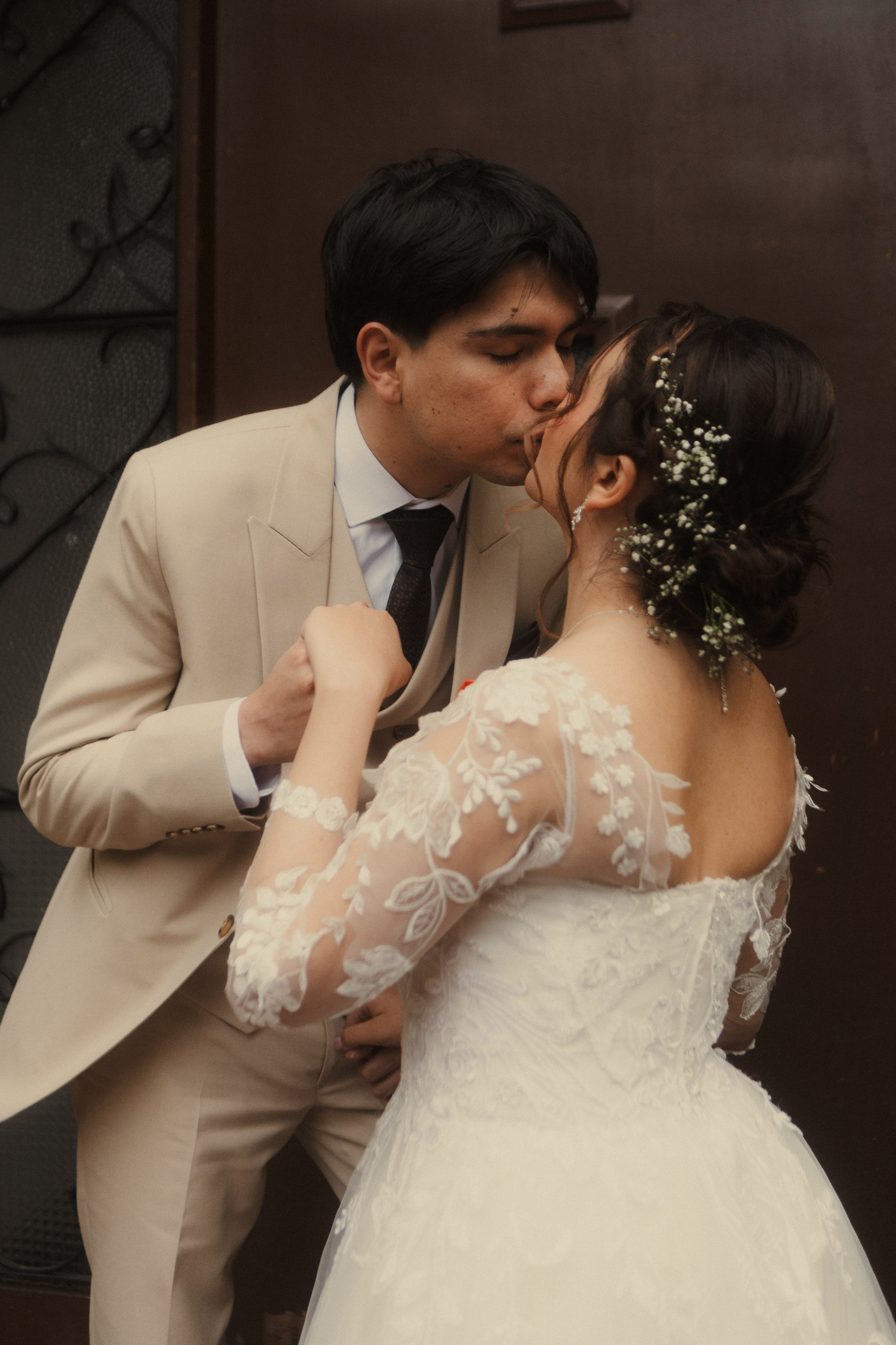 JULIAN & ISABELLA. FOCALMAGIC
