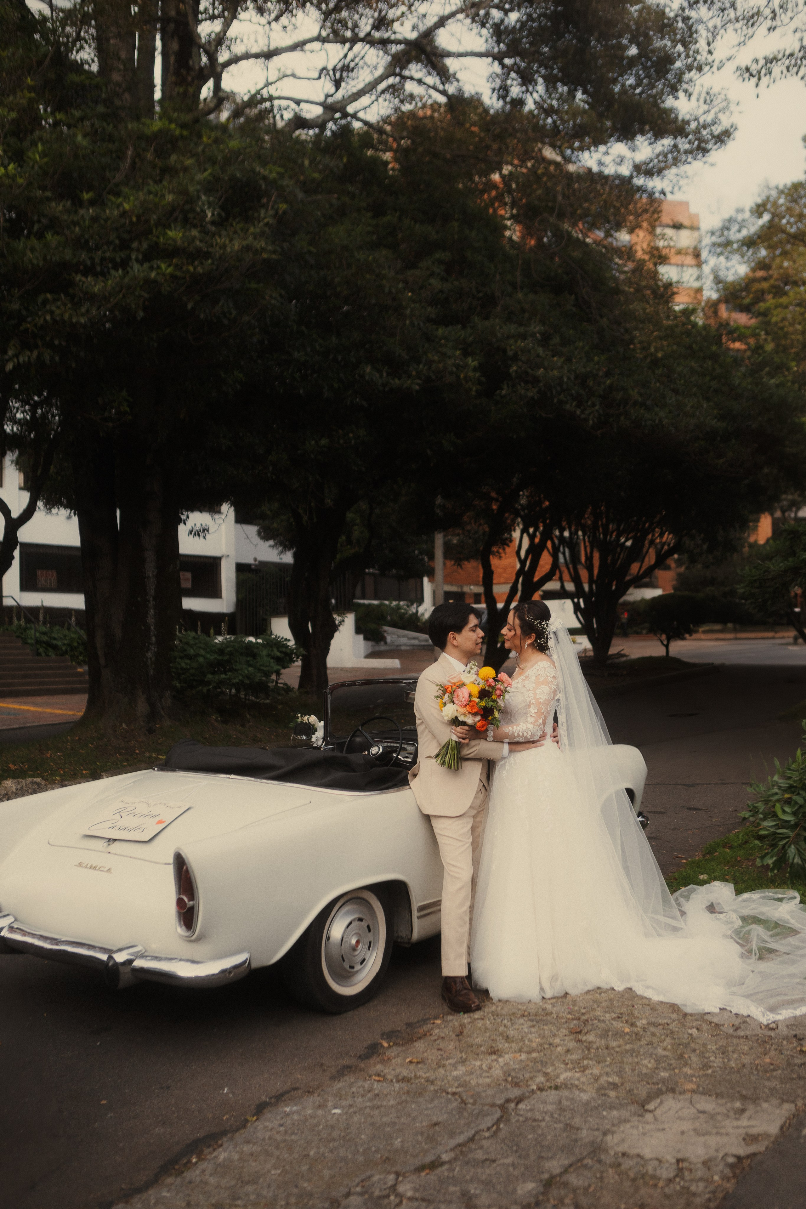JULIAN & ISABELLA. FOCALMAGIC