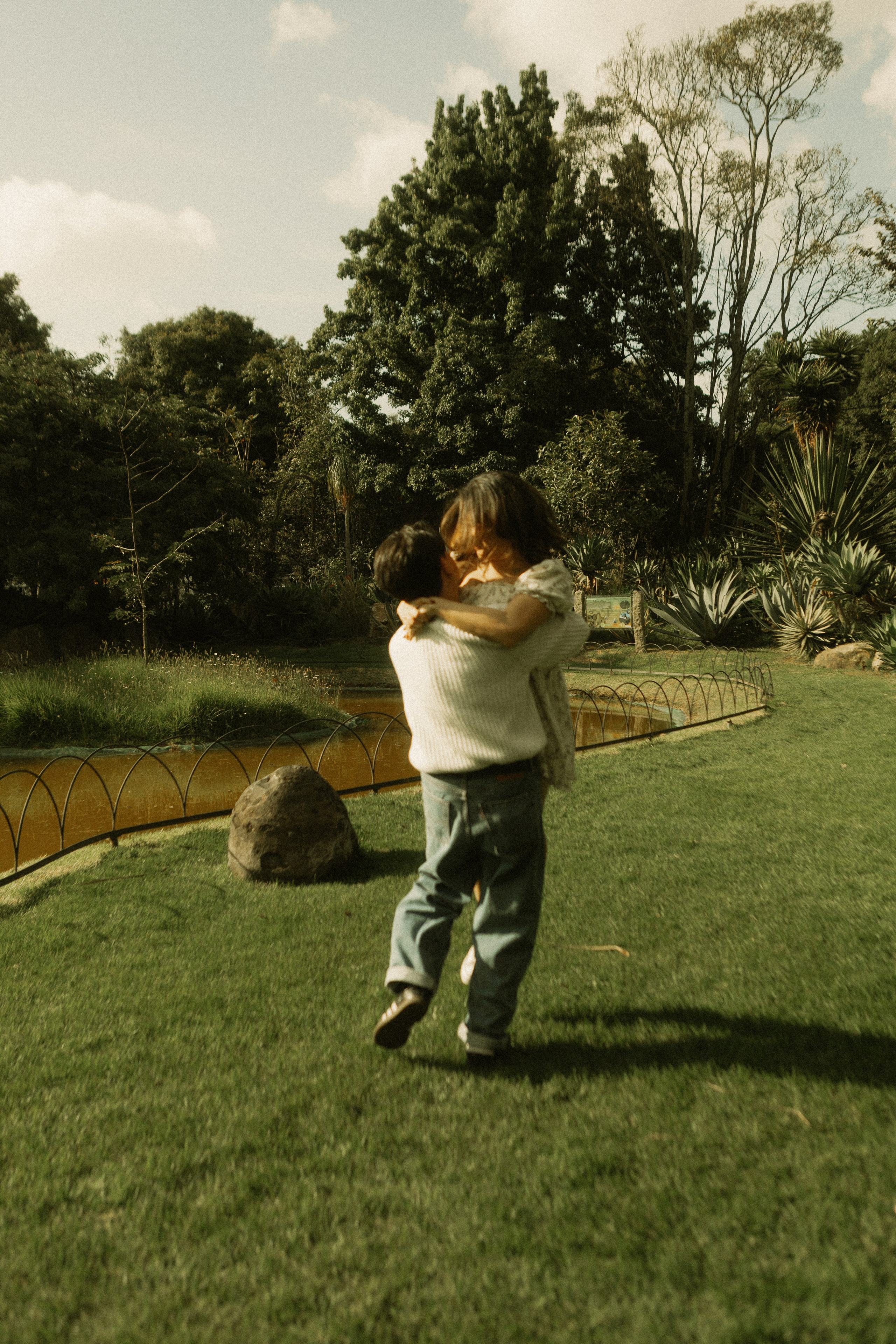 JULIAN & ISABELLA. FOCALMAGIC