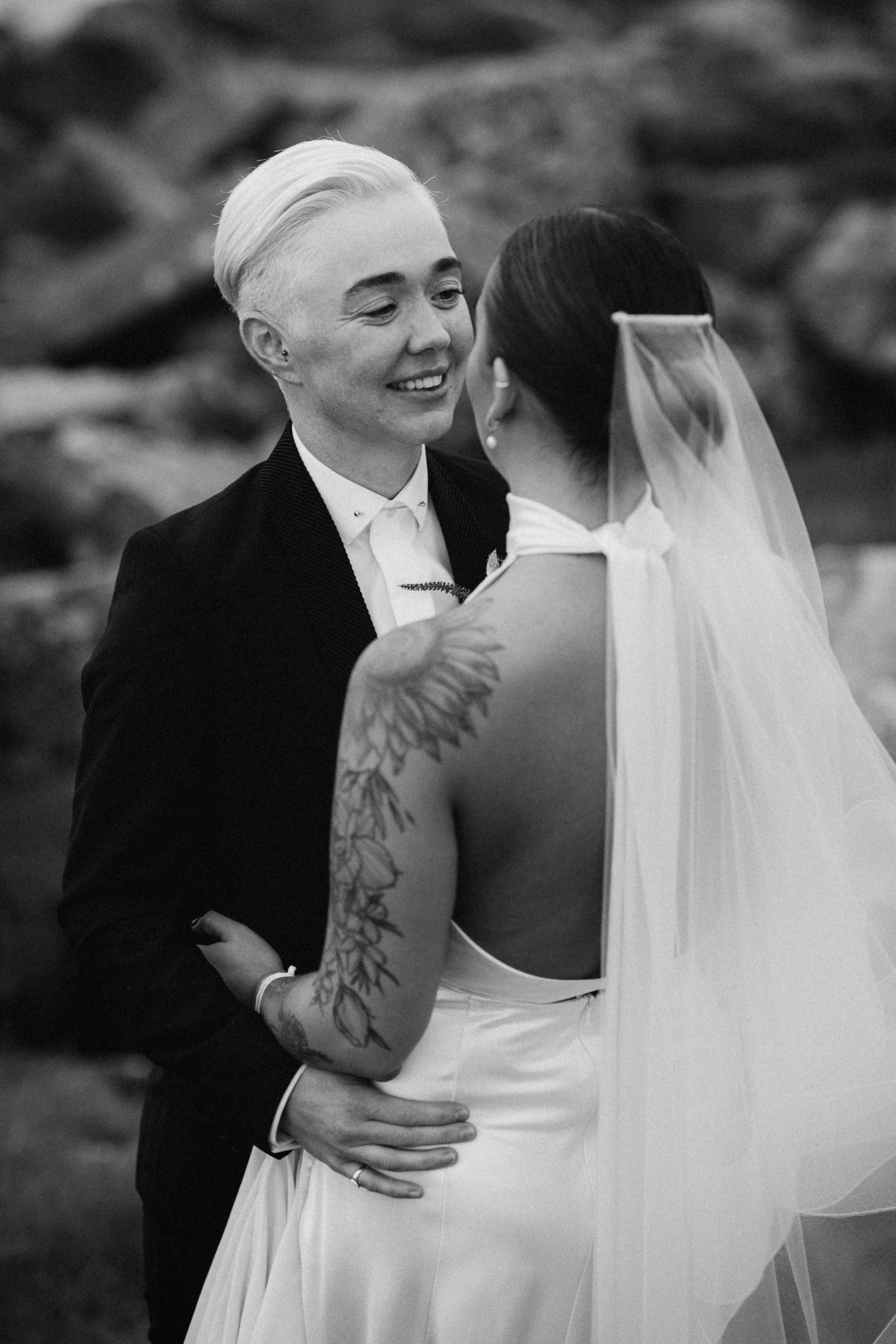 Elopement photoshoot in Ireland. Wedding & Family photographer in County Donegal and Dublin, Ireland