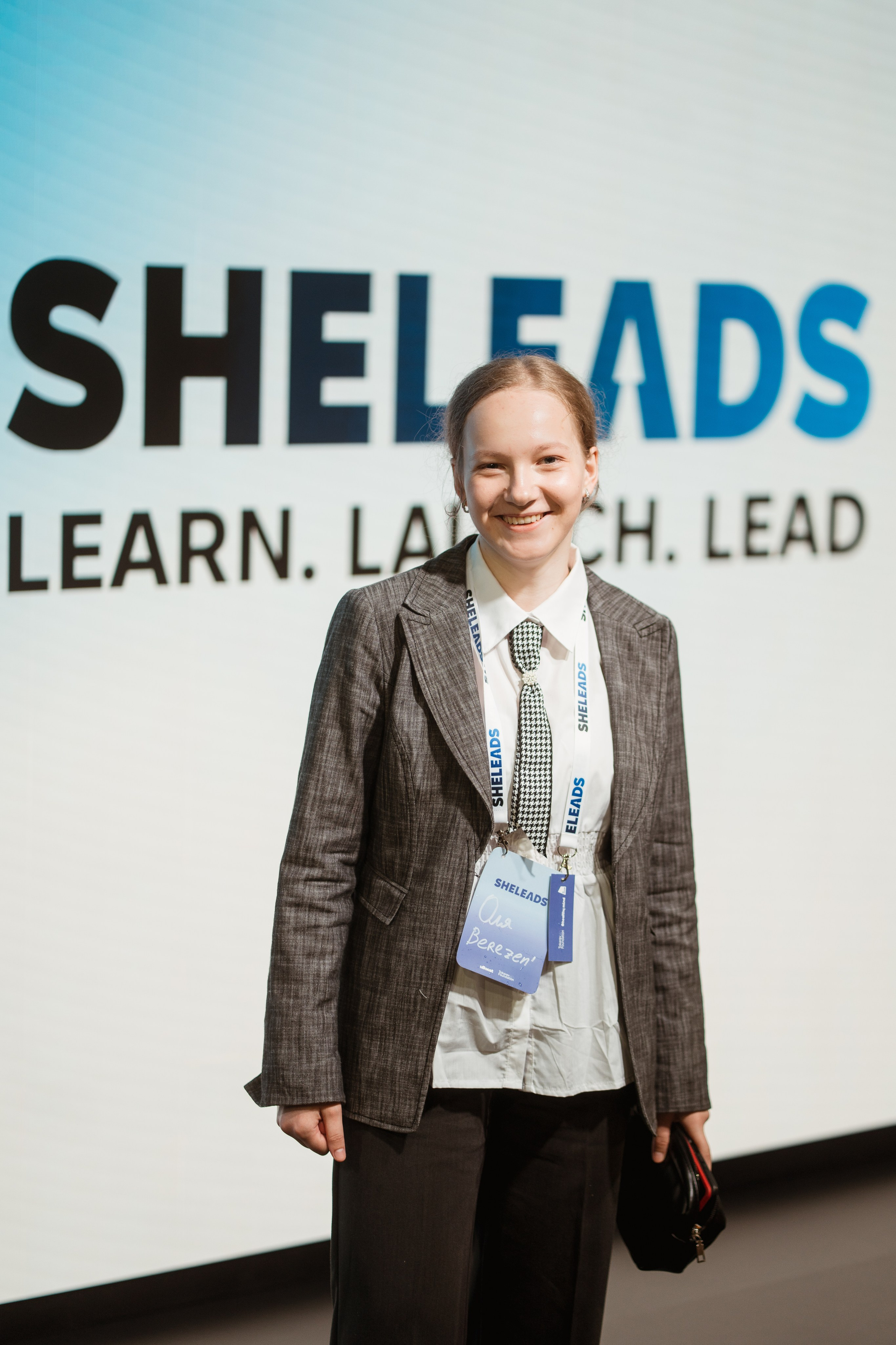 Sheleads Demo Day. Kostiantyn Holinchenko. Reportage and portrait photographer