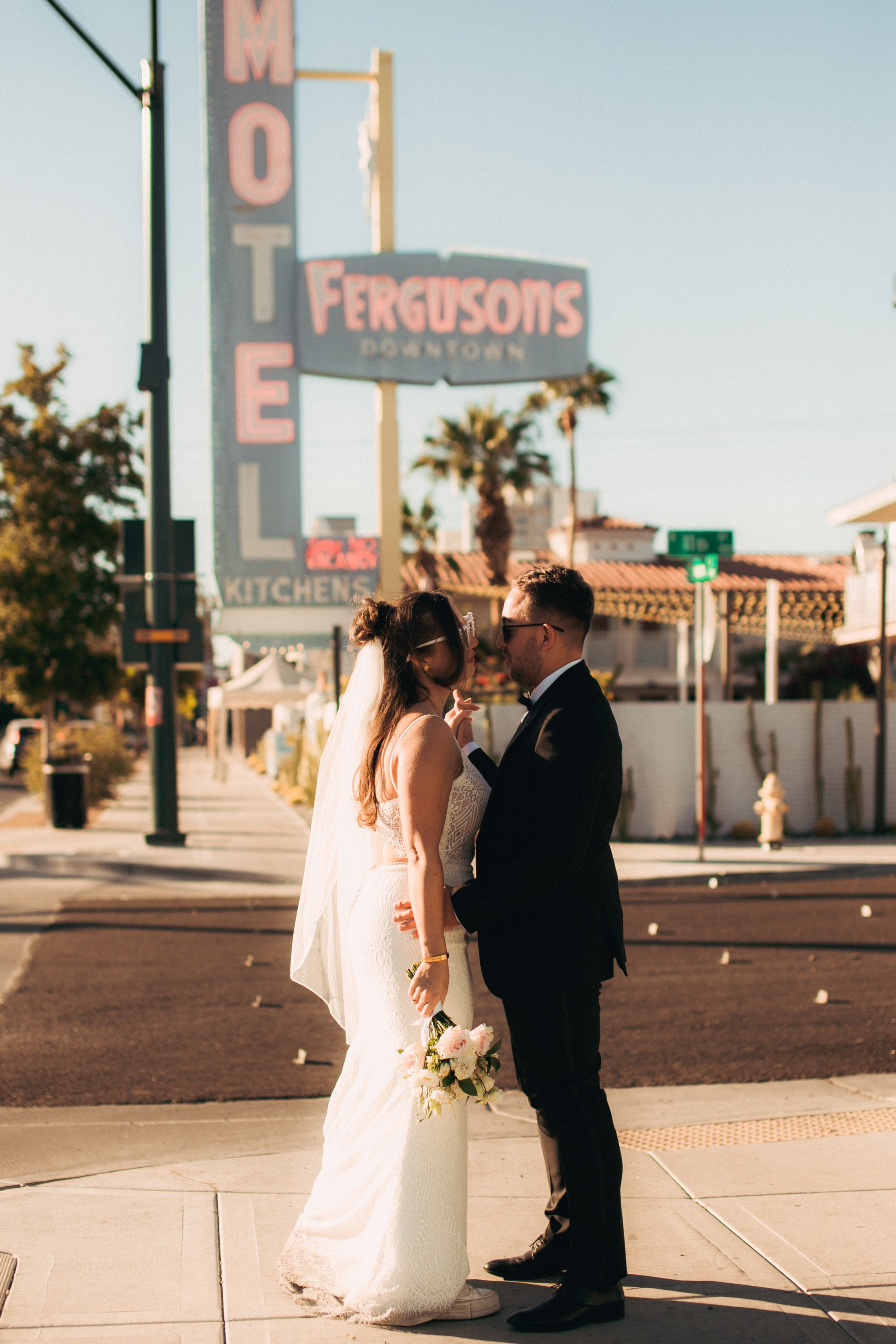 Georgia&Kyran. Wedding & elopement photographer Viktoriya Kravtsov. Las Vegas