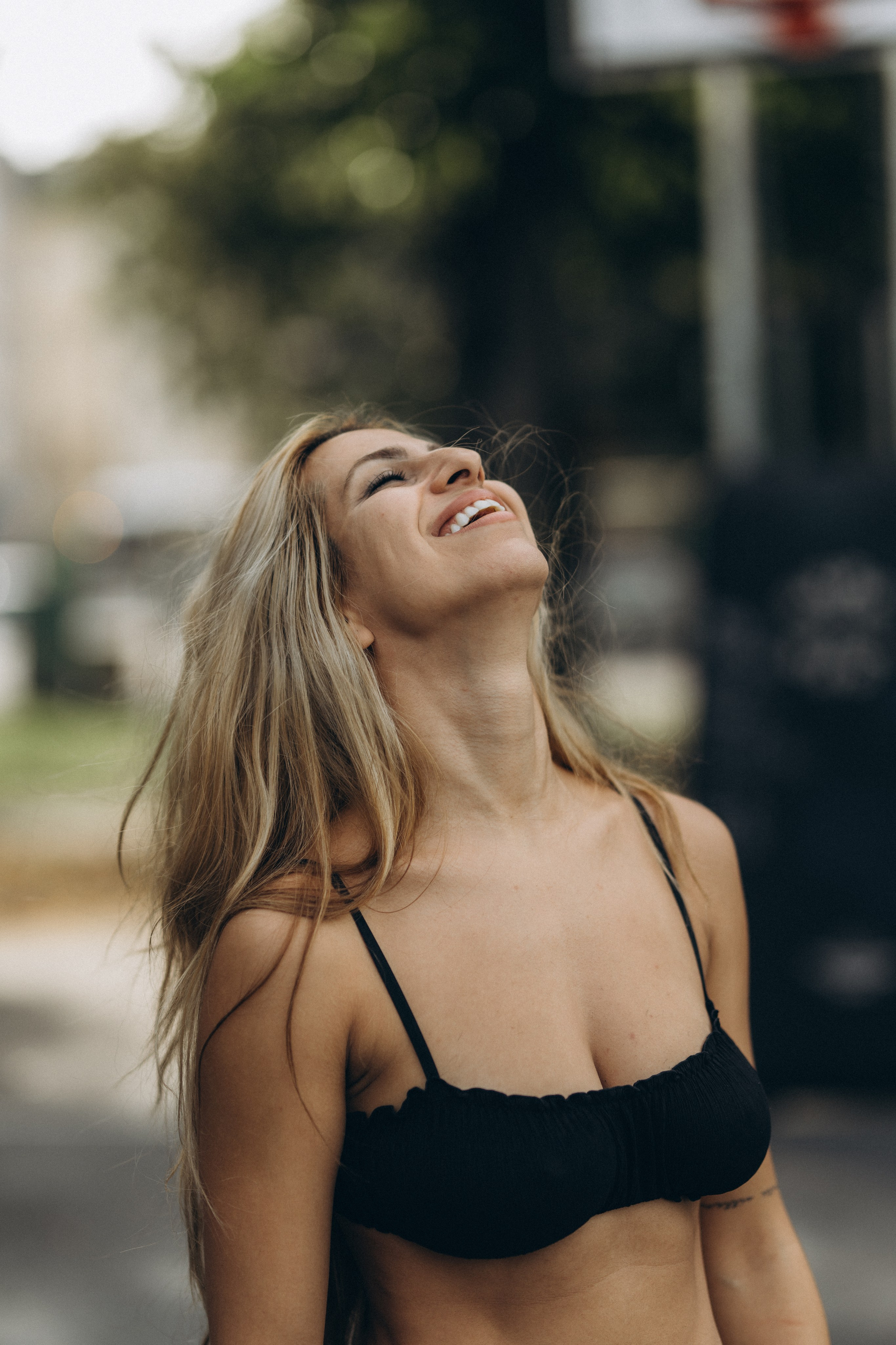 Mitra. Wedding and potrait photographer in Helsinki Vickan O