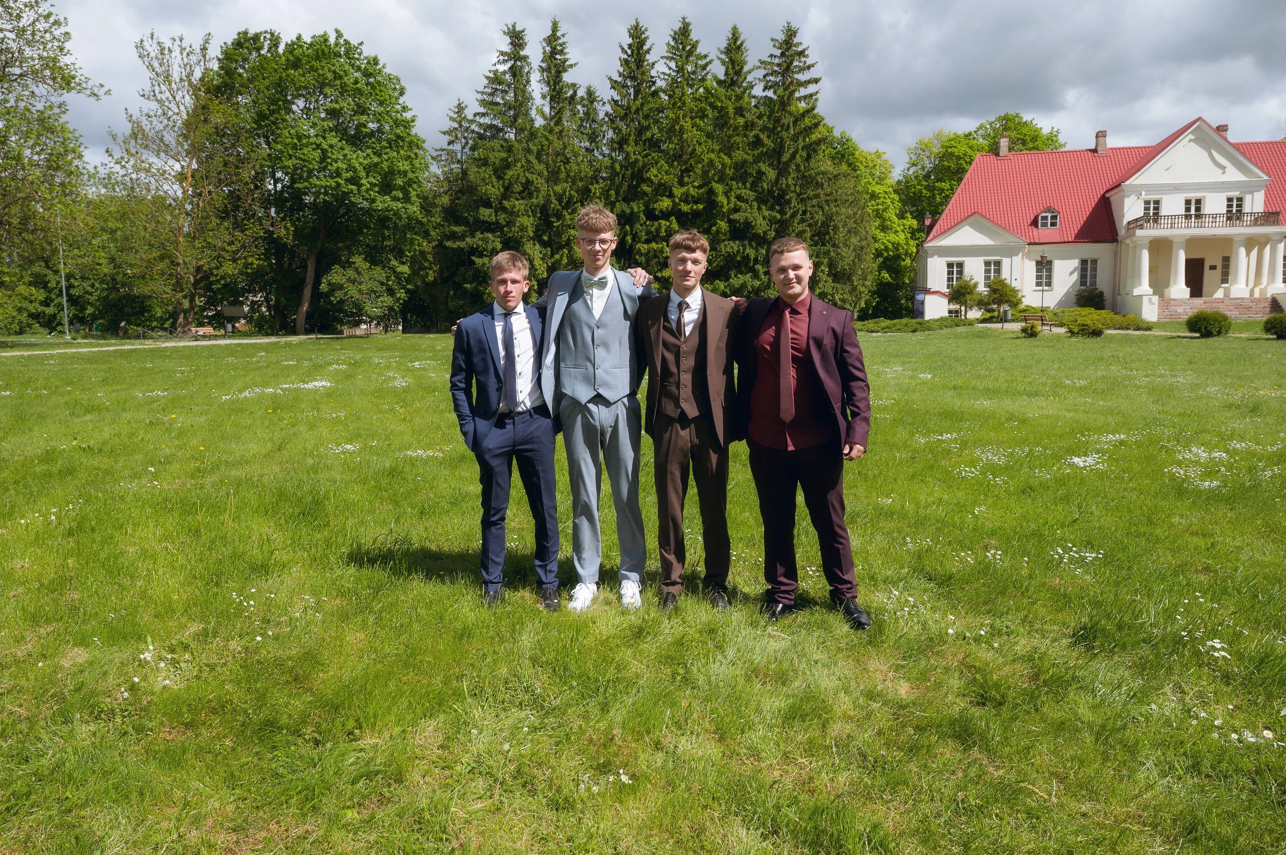 Paskutinis skambutis Joniškėlyje. Vestuvių fotografė Santa Jonuškė | Šiaulių apskritis, Panevėžio apskritis ir visa Lietuva