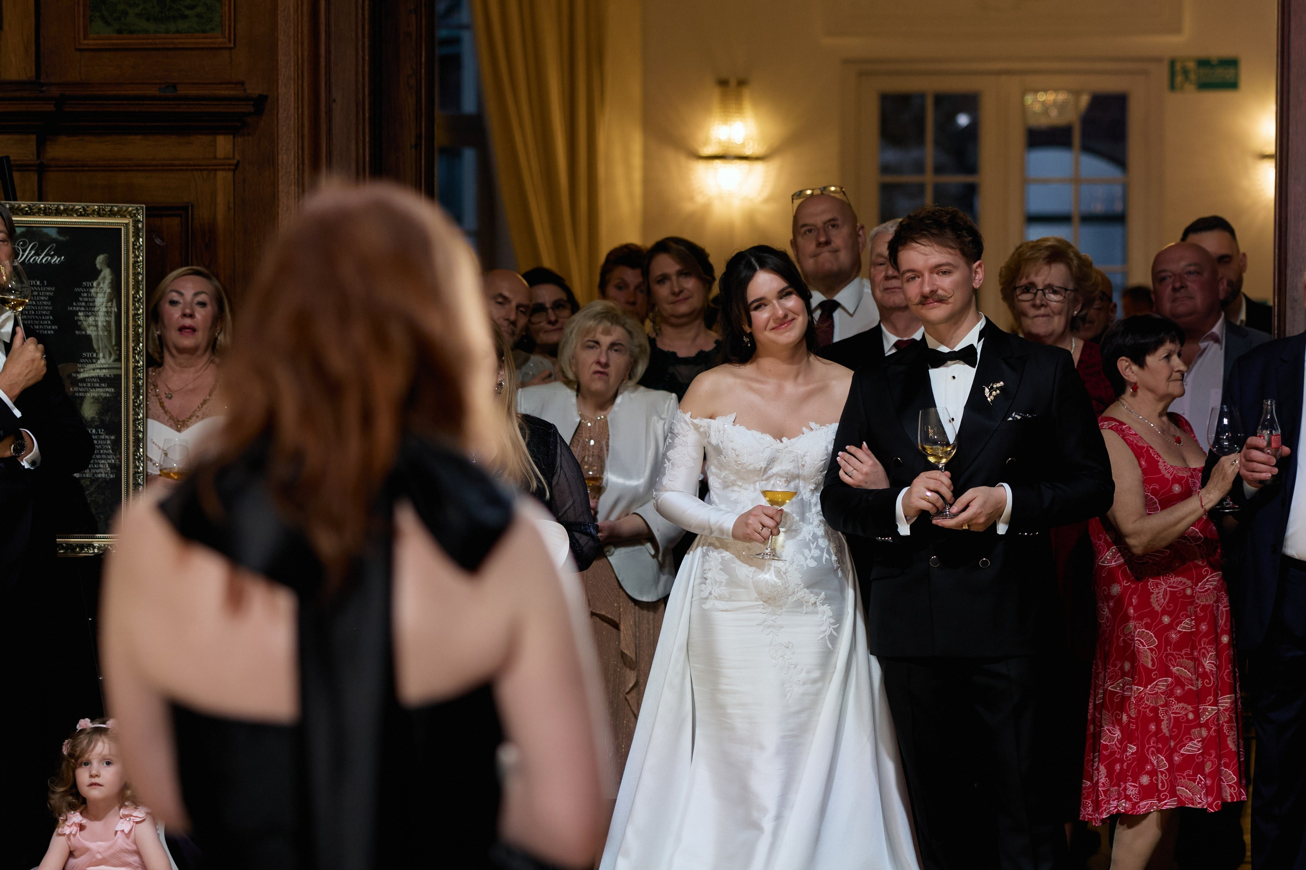 Wiktoria & Kacper. Pałac Goetz. Fotograf ślubny i rodzinny w Krakowie Yana Klymova