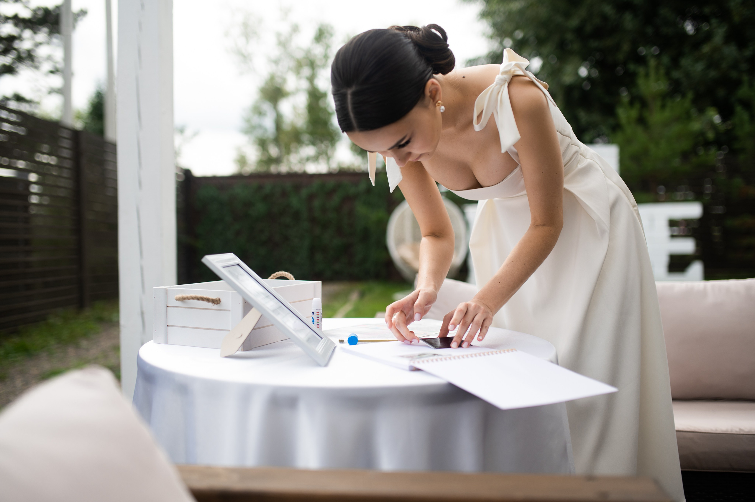 Together is better. Wedding and commercial photographer