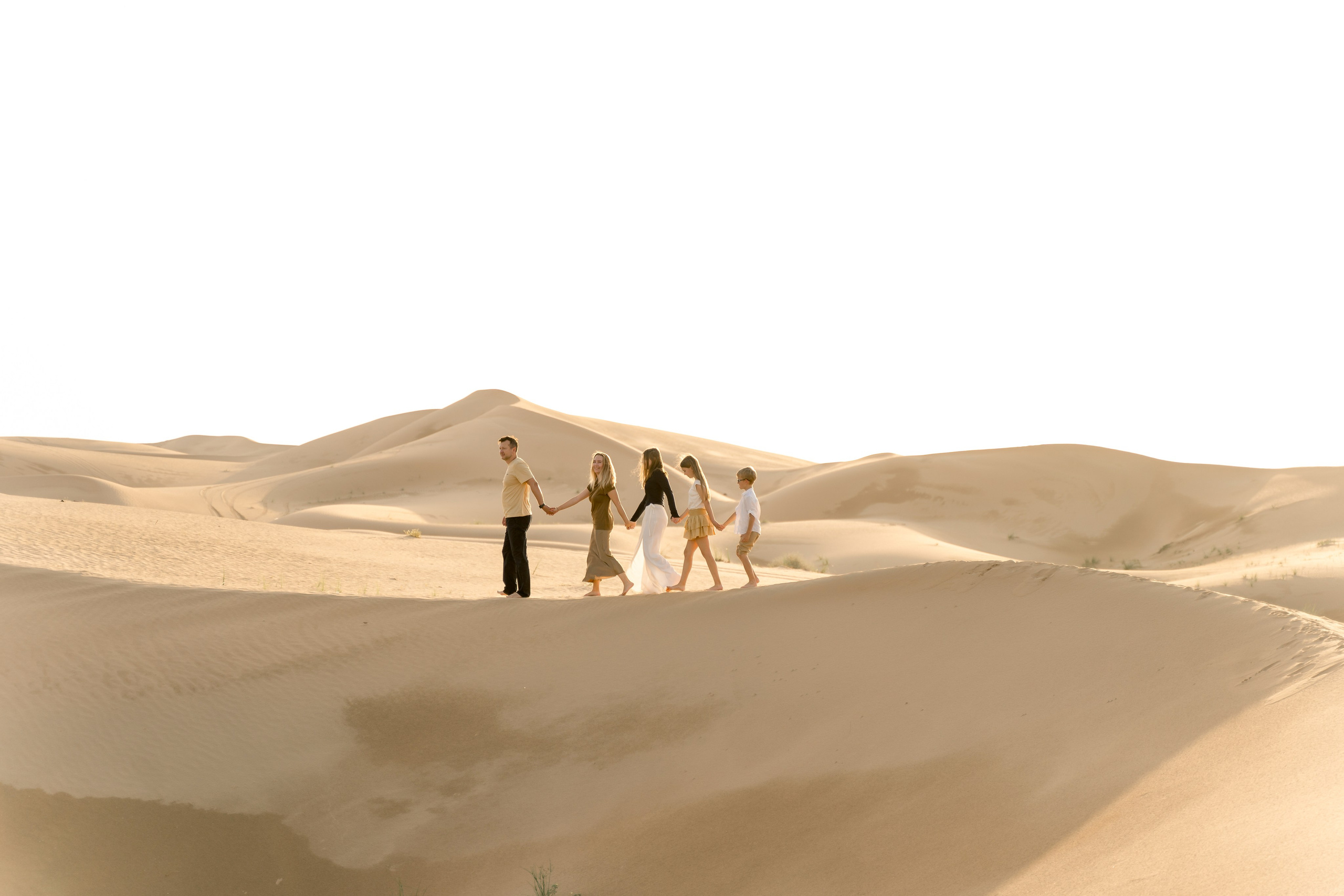 Семейная фотосессия в Пустыне. Фотограф в Абу Даби Марина