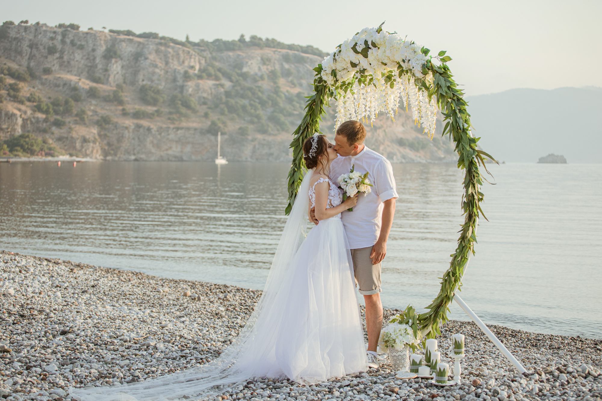 Фотосессия с аркой у моря. Фотограф в Каппадокии / Julia Ganch