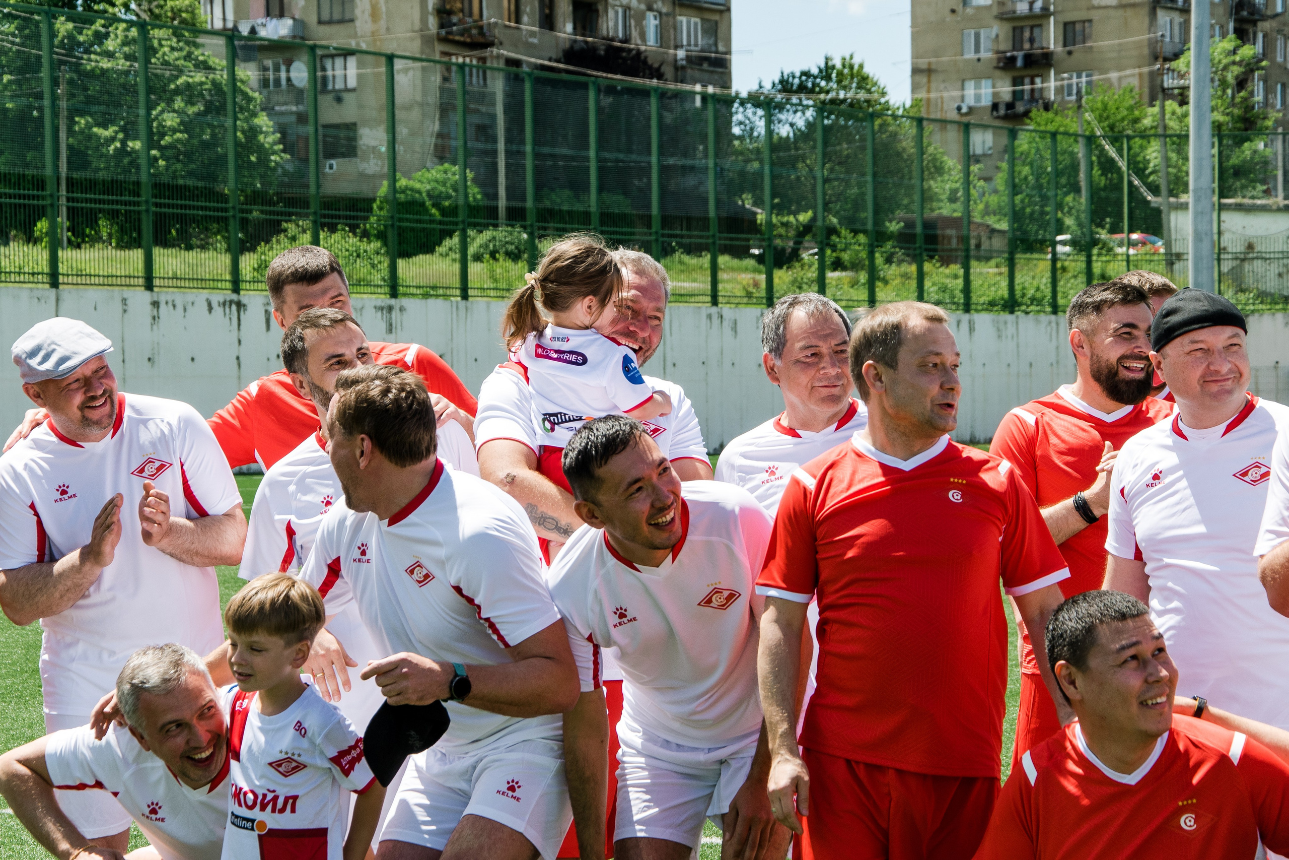 Предсвадебная вечеринка с супер звездами ФК СПАРТАК. Свадебные фотографы в Грузии, Армении. Макс Коваленко и Лара Татосян. Свадебный видеограф