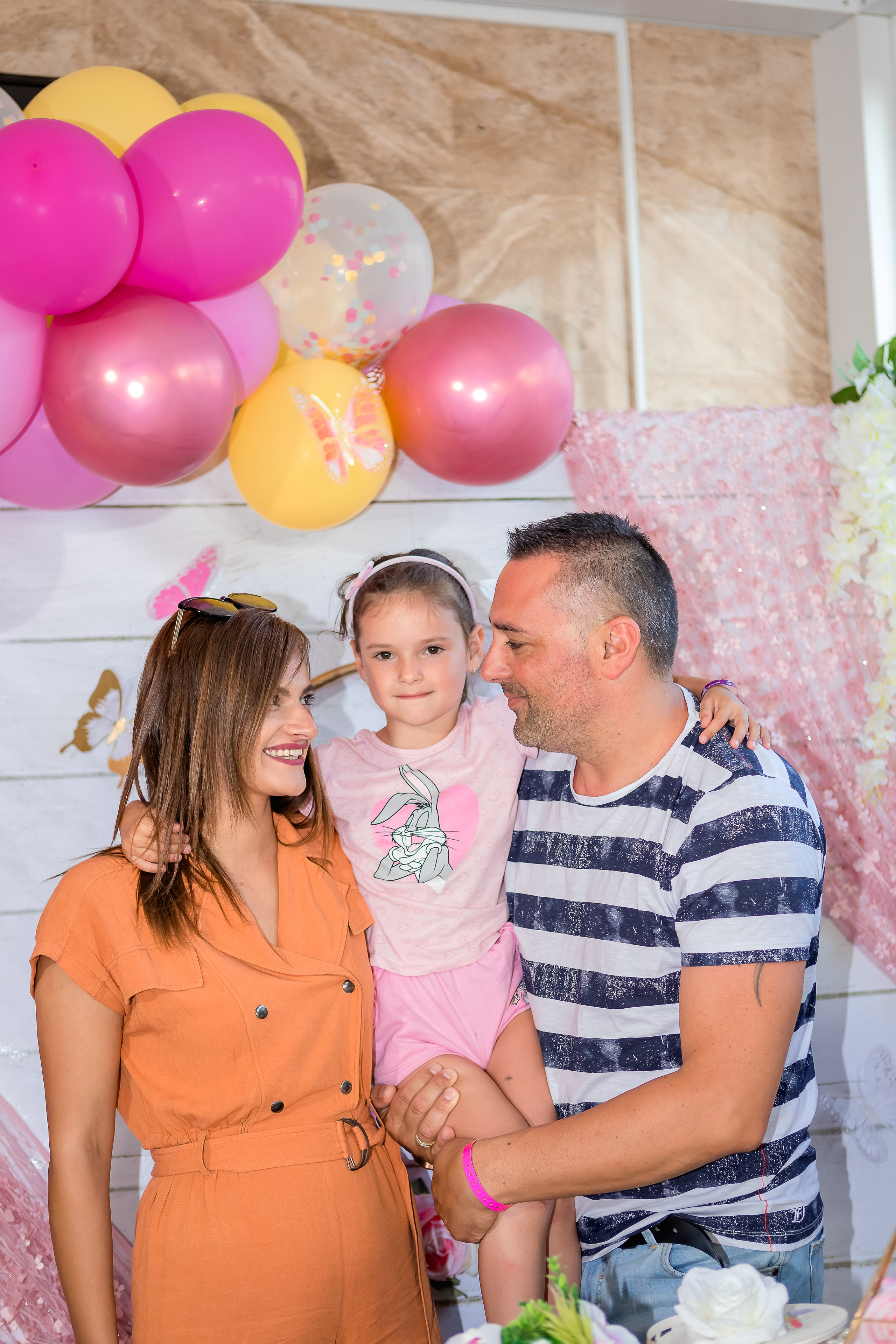 Чрстит Първи Рожден Ден. Фотограф Ирина Йотова