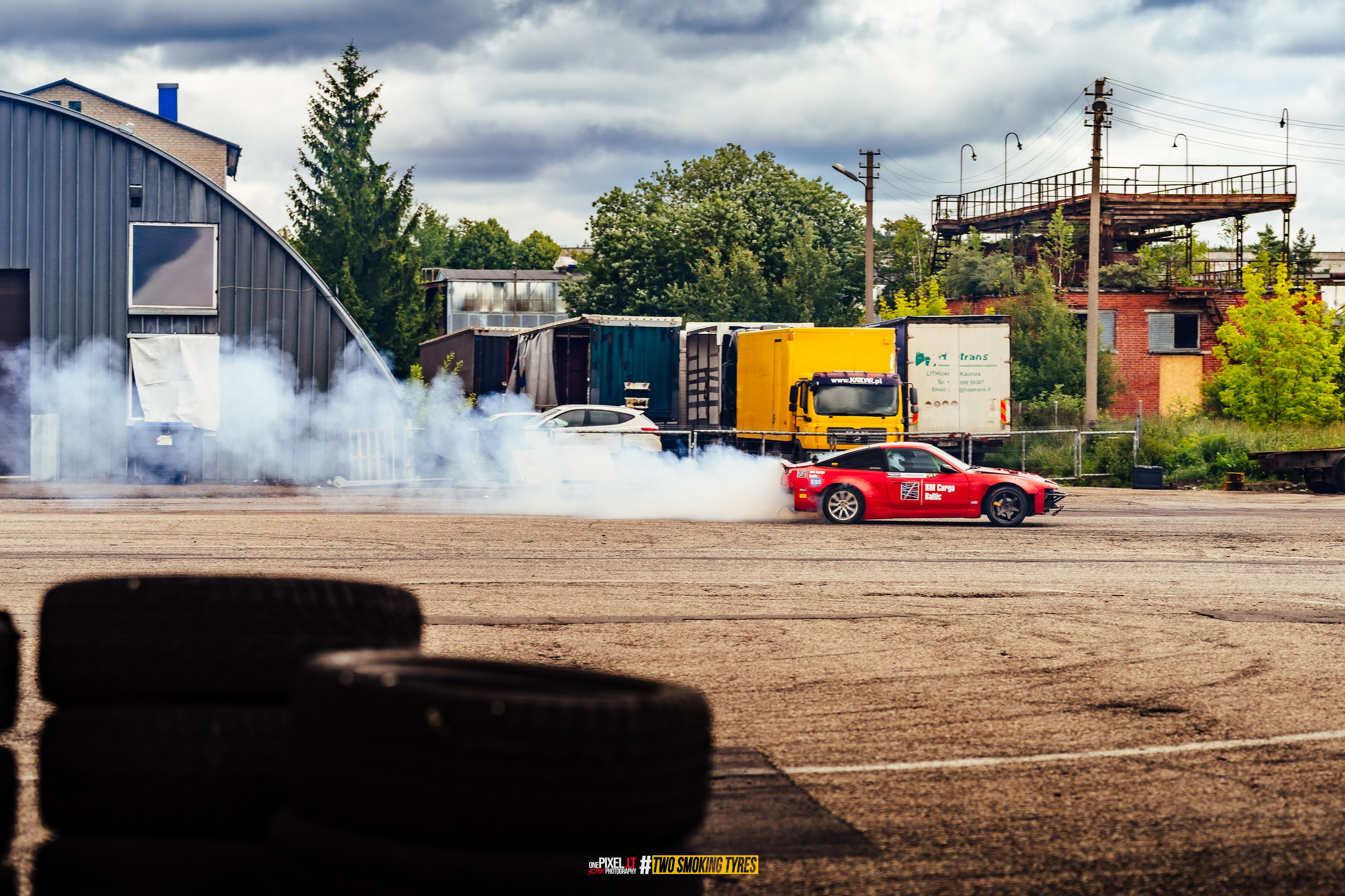 Side to Side #DRIFTDAY. OnePIXEL