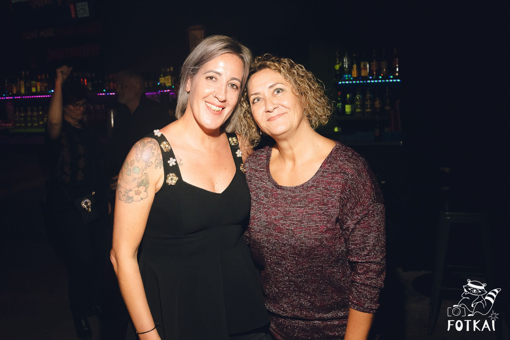 DENISDENIS — reportaje fotográfico del concierto en la Sala Marearock (Alicante) | FOTKAI