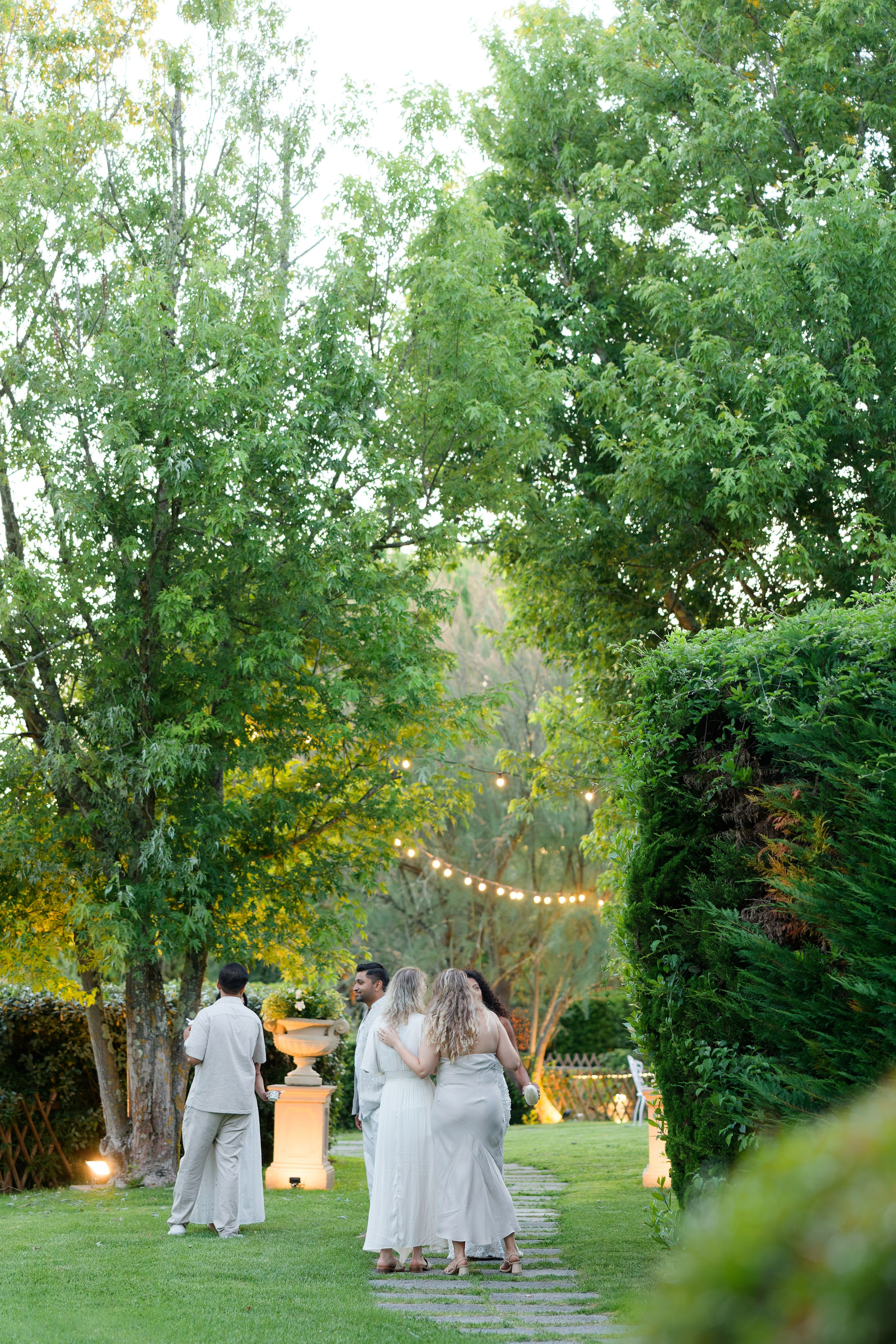 Pizza Party at Tenuta Massini, Florence, Italy. Destination Wedding Photographer — Nikita Burtsev