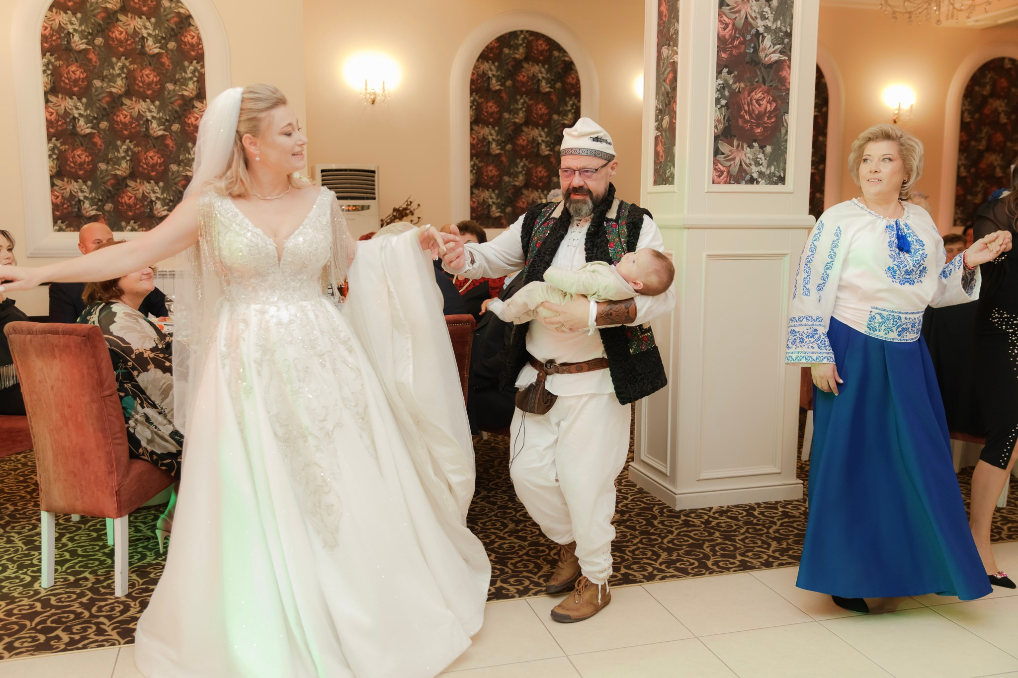 Mihai & Oana. Servicii foto-video profesionale, pentru momente de neuitat