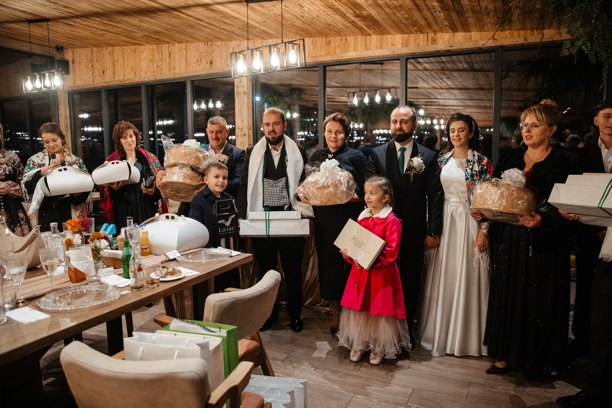 Nunta de Poveste la Sucevița: Cristi și Andreea. Servicii foto-video profesionale, pentru momente de neuitat