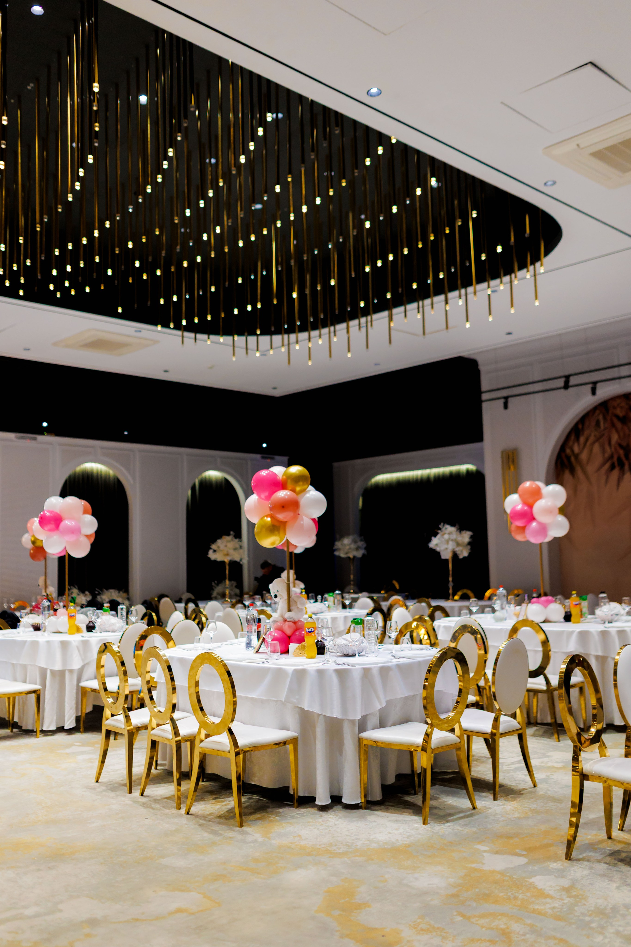 Povestea voastră, regizată de noi |Cristi Turculet Videograf Nuntă Suceava | wedding highlight. Servicii foto-video profesionale, pentru momente de neuitat