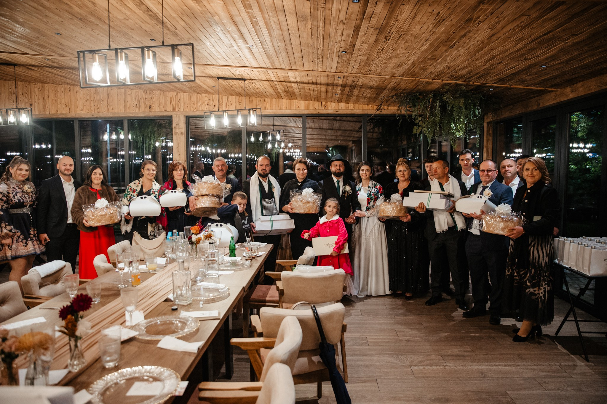 Nunta de Poveste la Sucevița: Cristi și Andreea. Servicii foto-video profesionale, pentru momente de neuitat