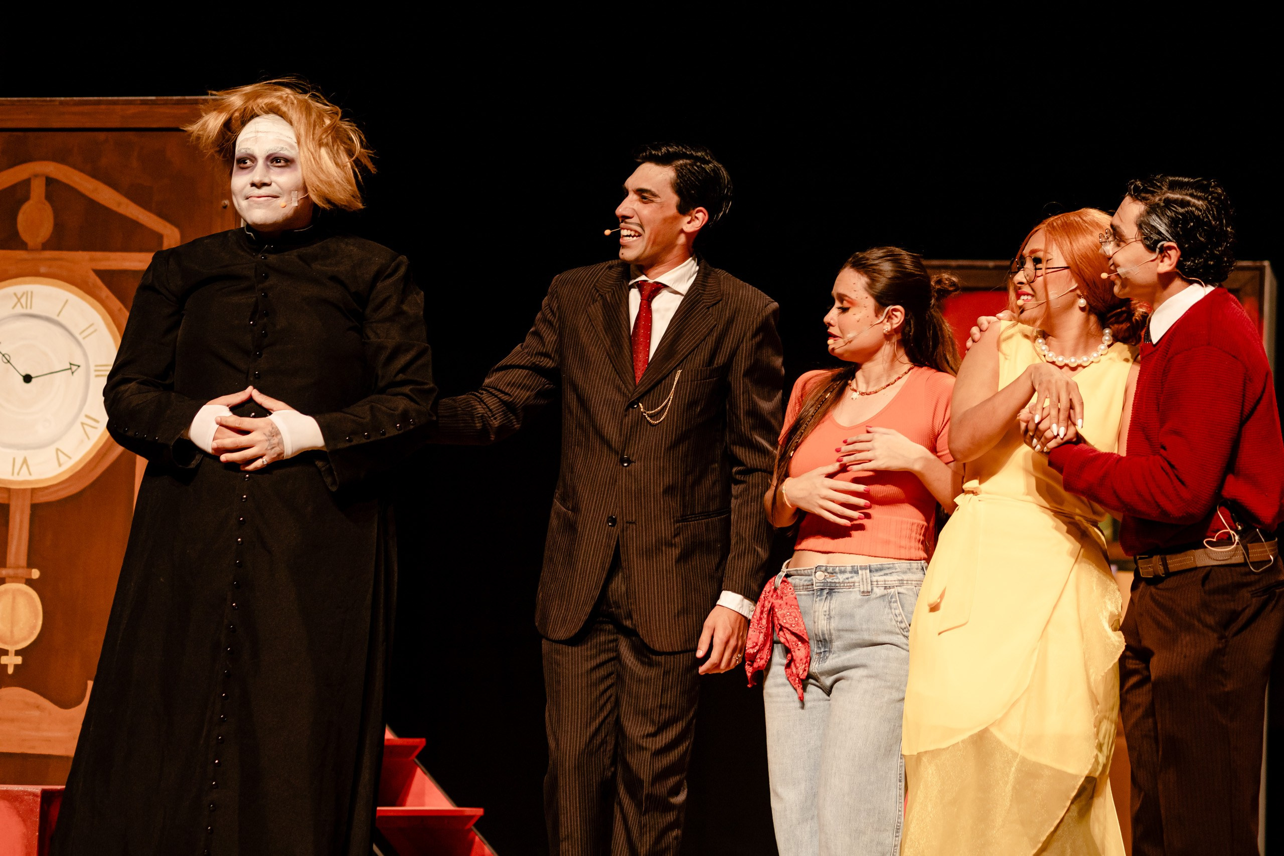 Espetáculo A Família Addams — Grupo de Teatro Univali