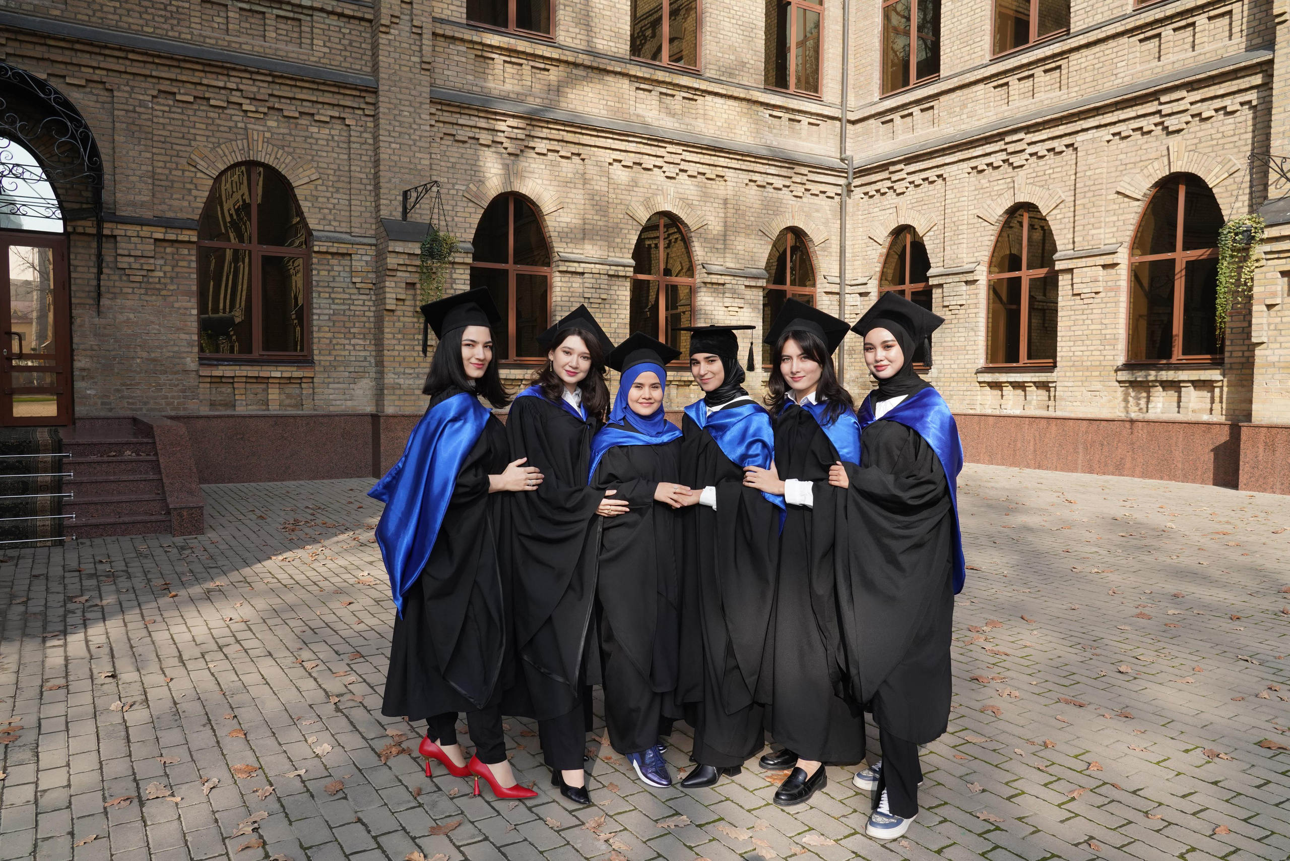 Выпускники. Женский и семейный фотограф в Ташкенте
