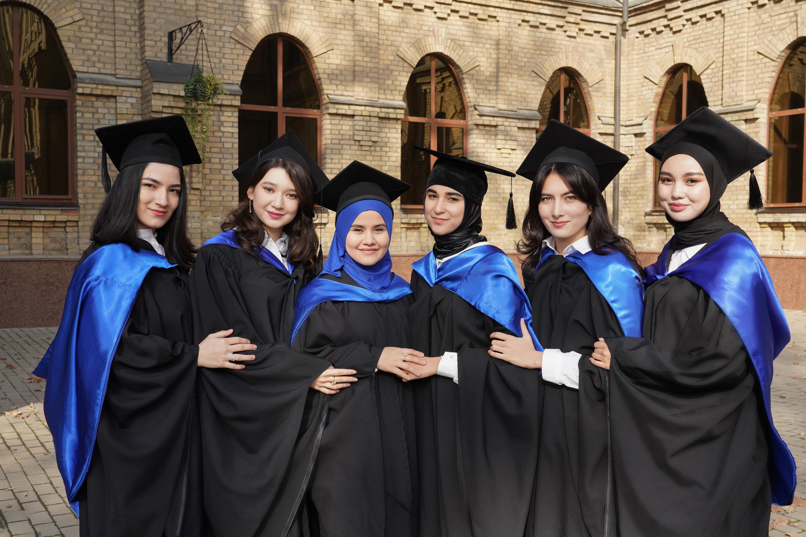 Выпускники. Женский и семейный фотограф в Ташкенте