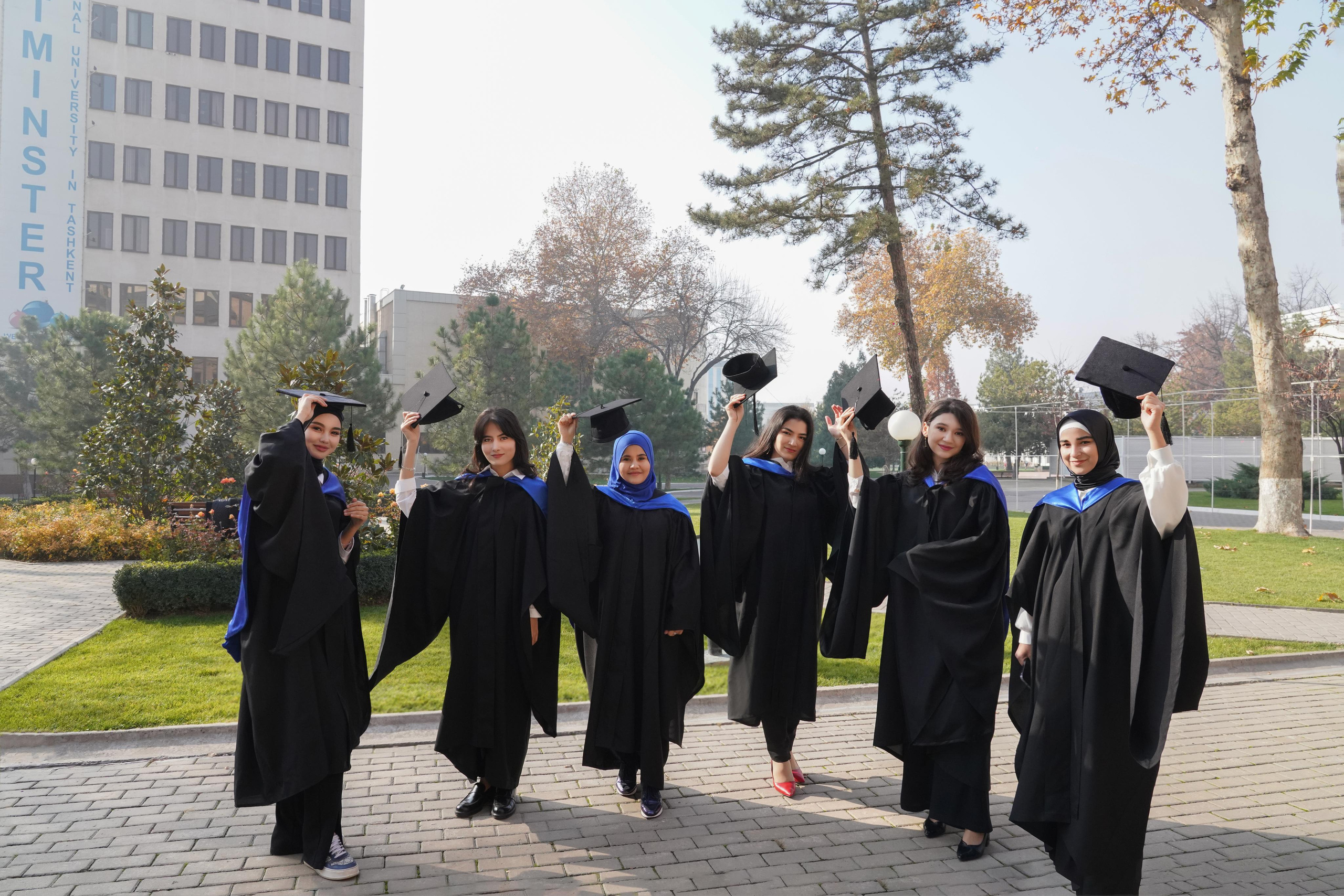 Выпускники. Женский и семейный фотограф в Ташкенте