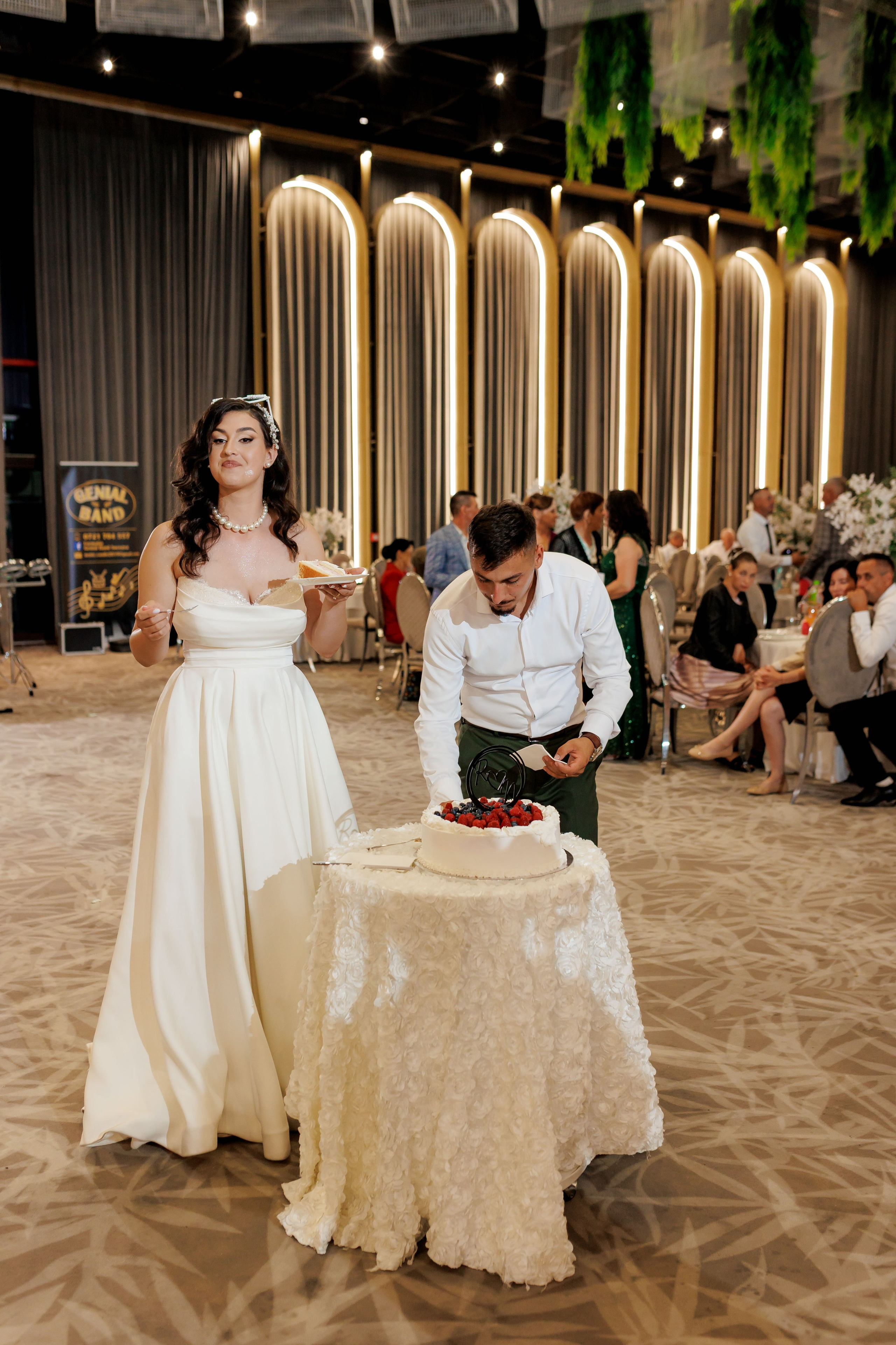 Nunta Nicoleta & Răzvan | Fotografie & Videografie Profesională. Servicii foto-video profesionale, pentru momente de neuitat