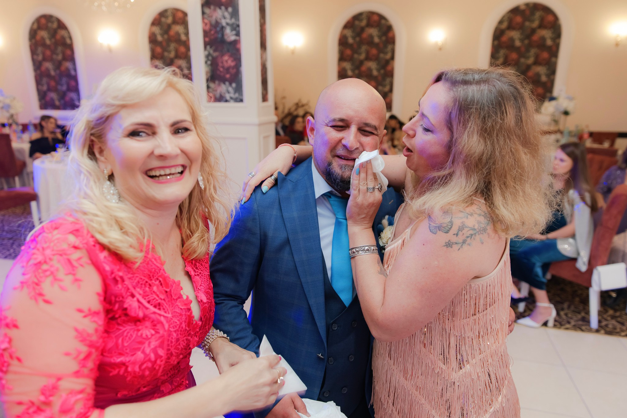 Mihai & Oana. Servicii foto-video profesionale, pentru momente de neuitat