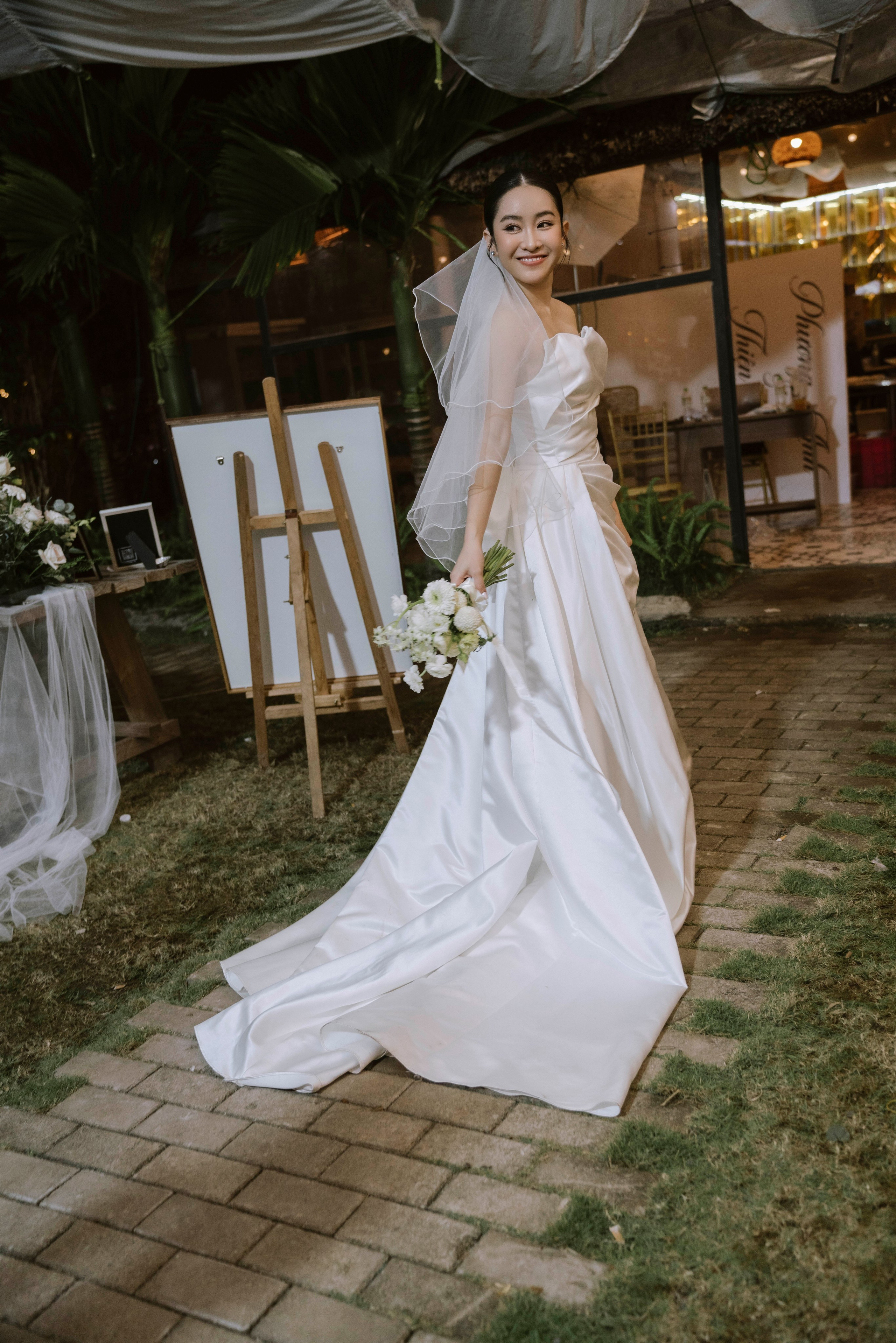 HAI & NGAN. WEDDING PHOTOGRAPHER IN VIETNAM