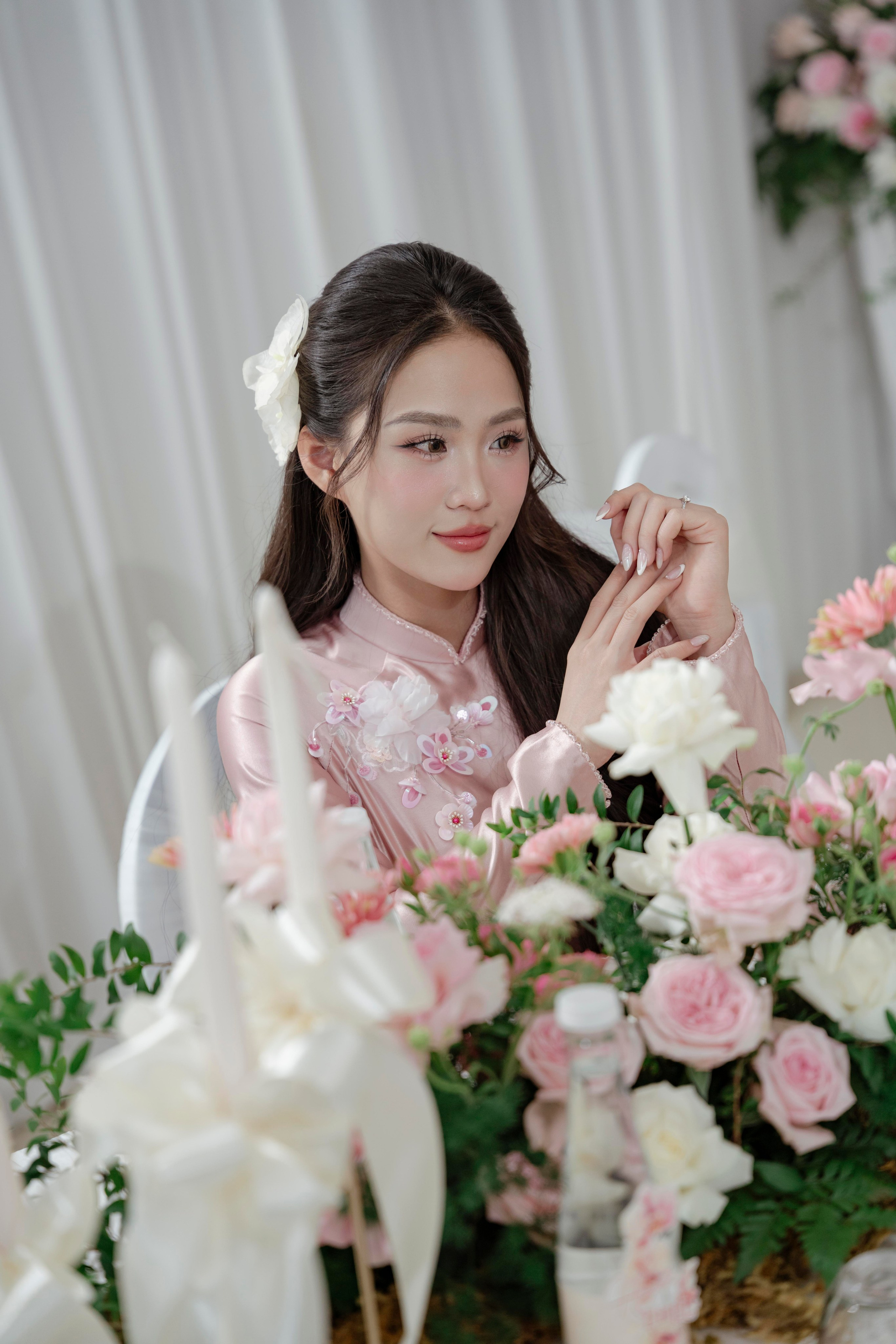 LINH & HUYEN. WEDDING PHOTOGRAPHER IN VIETNAM