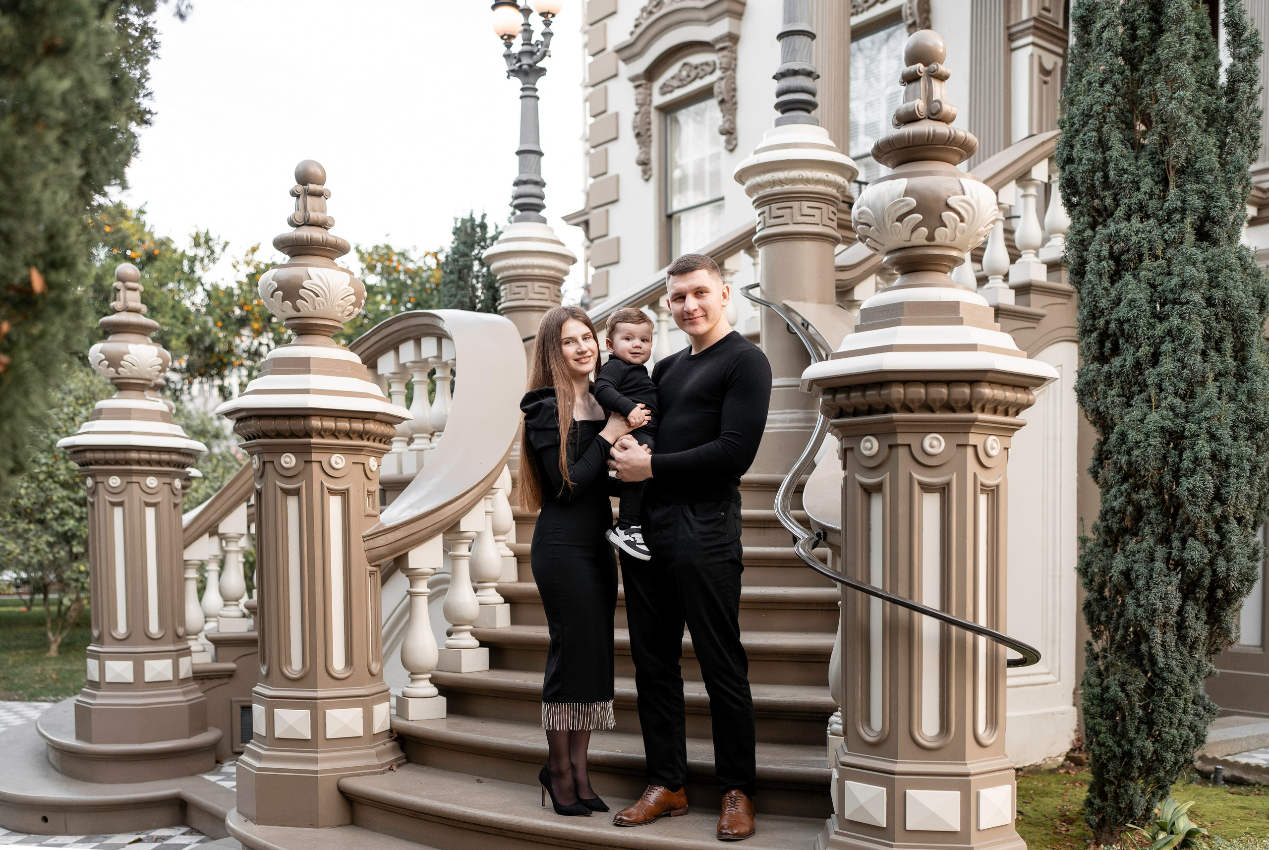 Artem, Nadia & Elisha. Family photographer in Sacramento | Sofia Pavenko