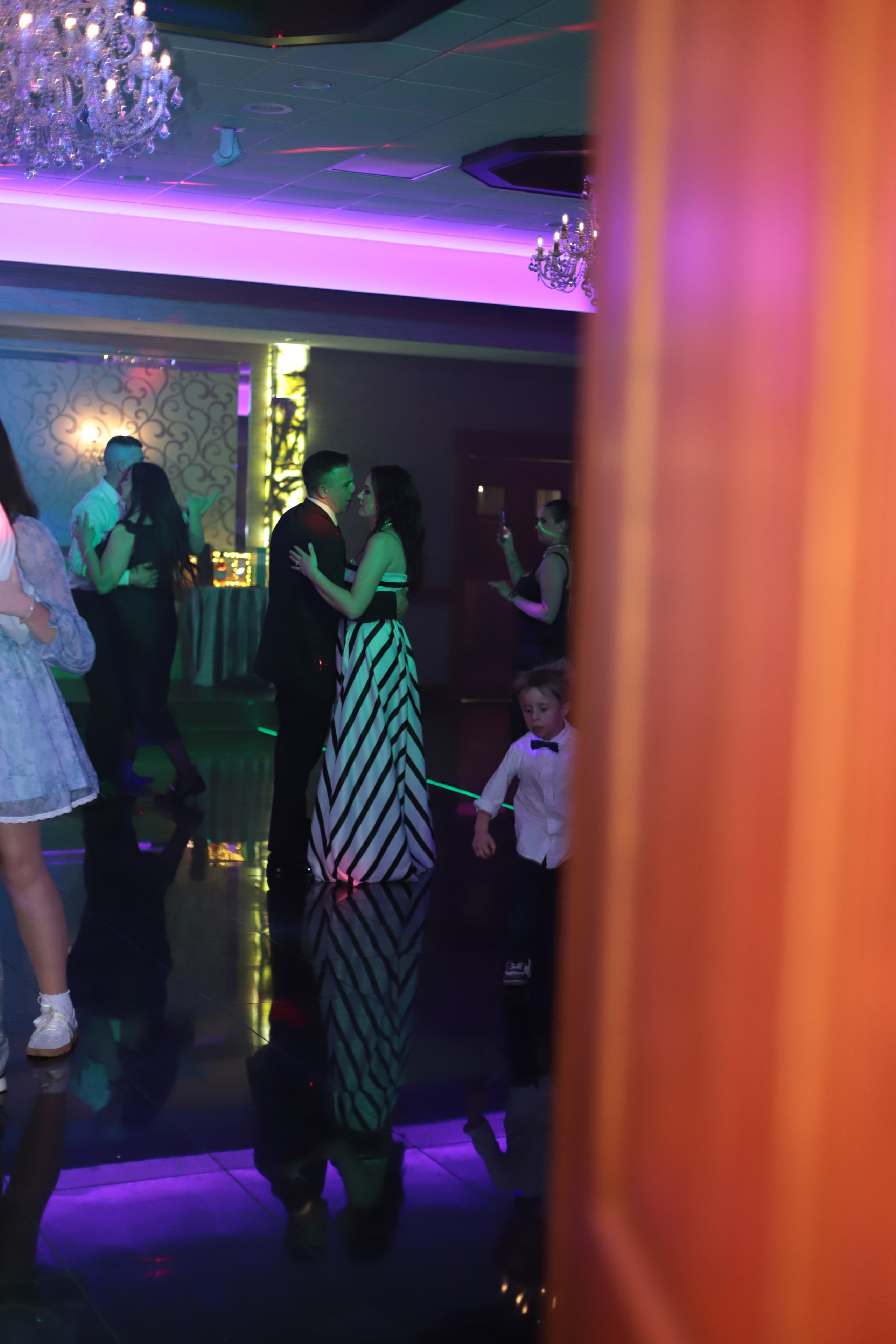Volodimir HB. VALERIIA VIUNOVA individual shooting\love story\event\brand