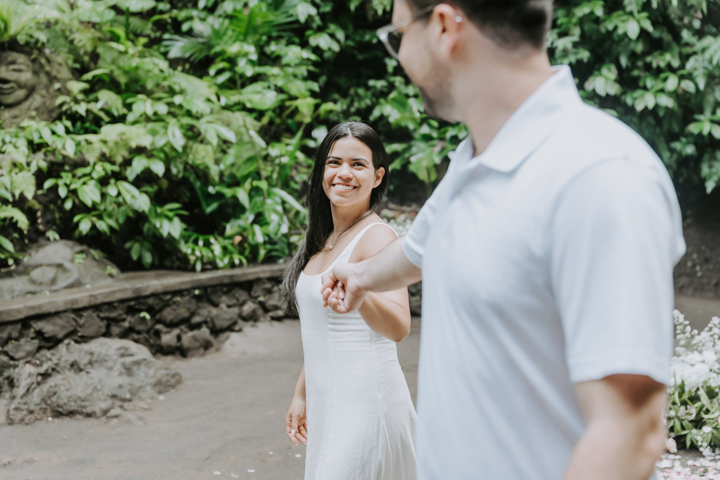 Marriage Proposal. Female Photographer in Bali